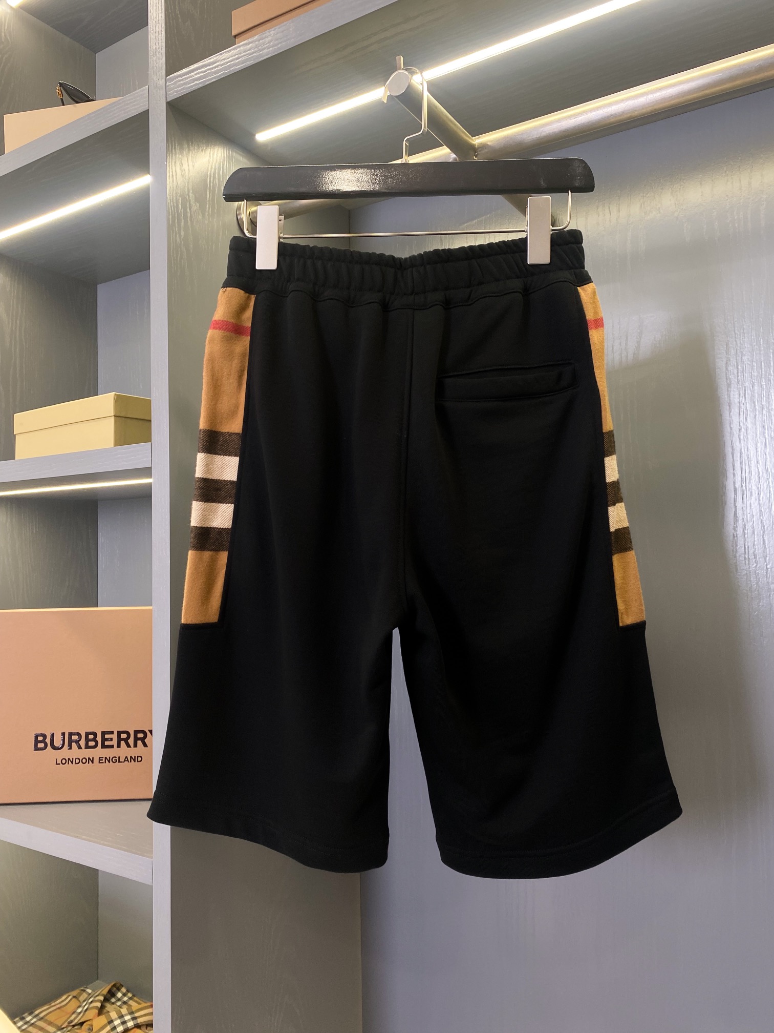 [Summer Shorts]