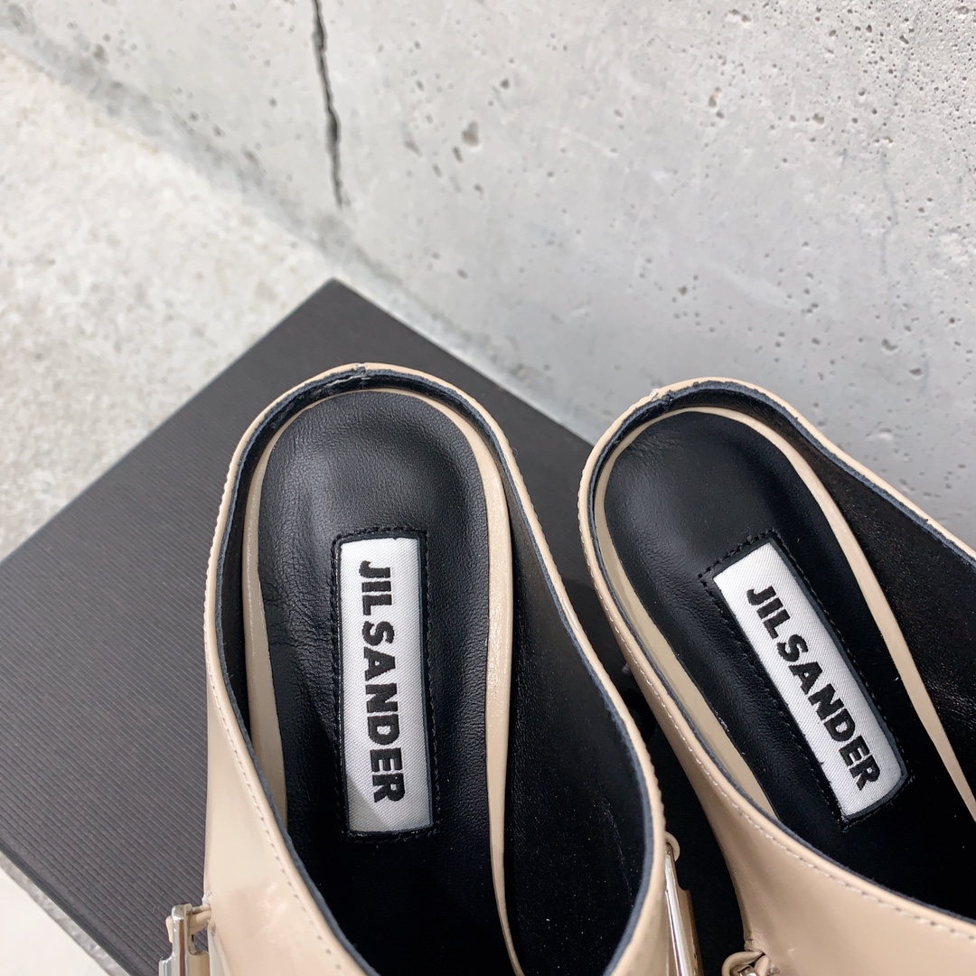 “Jil Sander 2023 Collection: Elegant French Style Ballet Shoes” - 图片 7