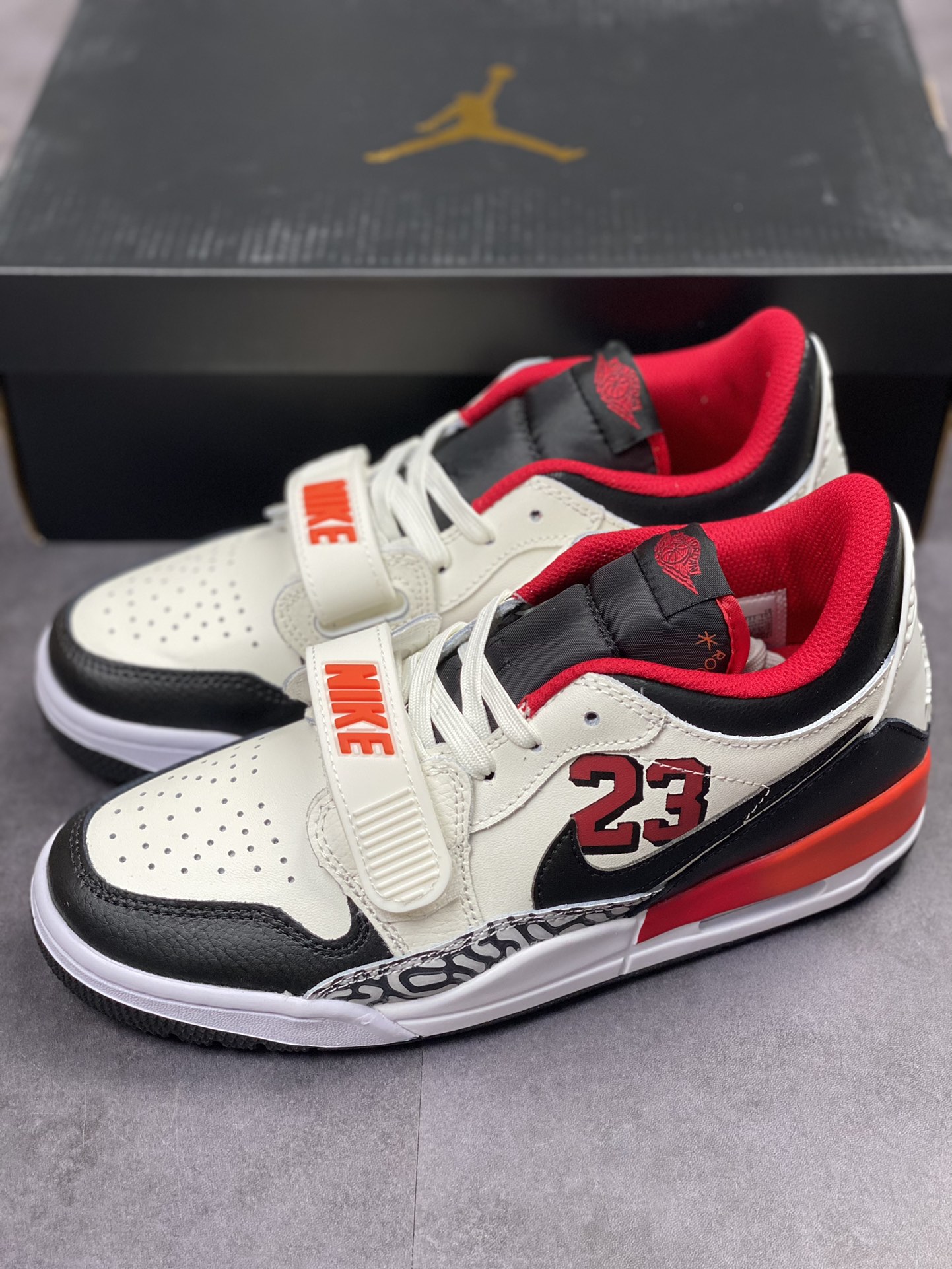 200 Air Jordan Legacy 312 Low 有着交错结合的设计FJ7221-101