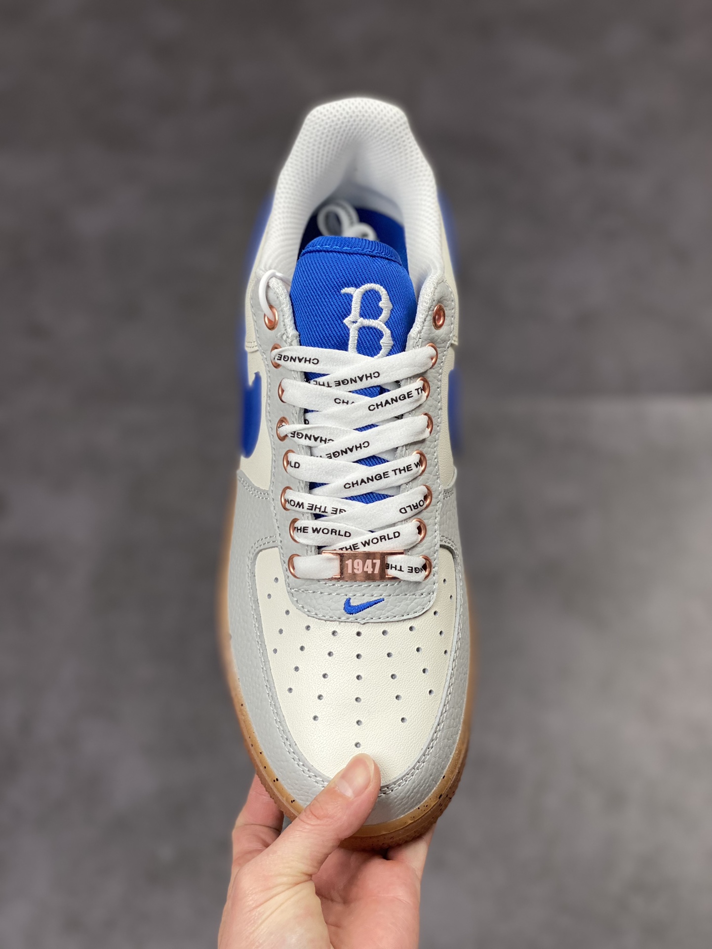 210 Nike Air Force 1 Low 07 白蓝生胶 FN1868-100