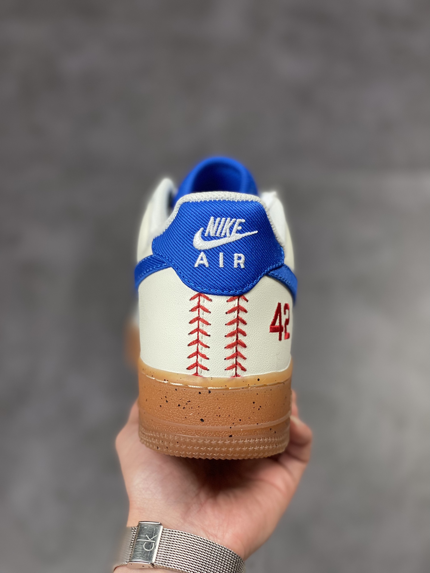 210 Nike Air Force 1 Low 07 白蓝生胶 FN1868-100