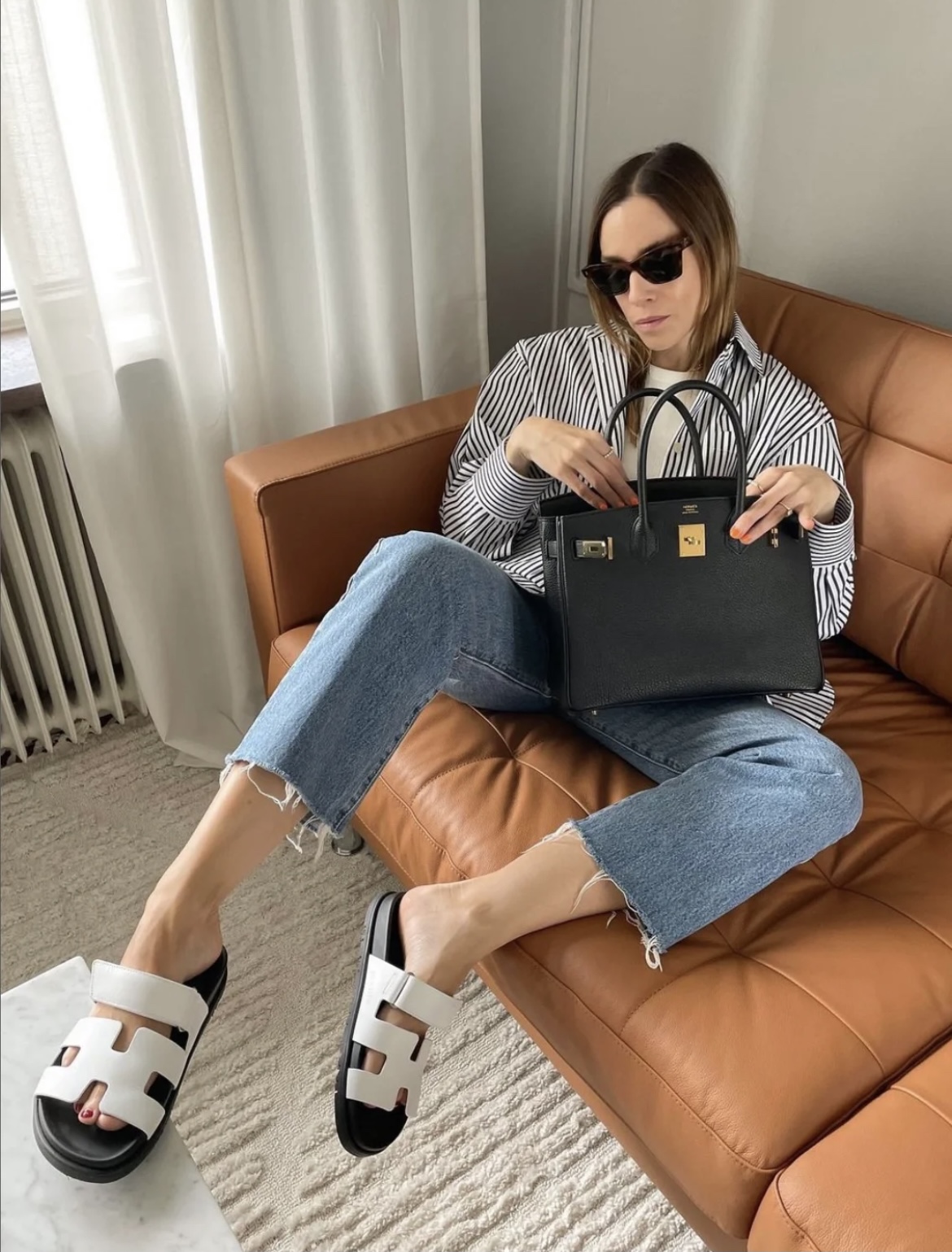 NO:253497,White cowhide ~ the favorite of foreign bloggers. The super popular Aima*H-type sandals/second uncle shoes. The focus is super easy to wear, slippers, hermes, slippers, cowhide19860909白牛皮~国外博主最爱 超级火爆的爱马*H型凉拖鞋/二舅鞋,重点是超级好穿,拖鞋,hermes,slippers,cowhide,Women's Shoes