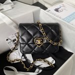 Chanel Crossbody & Shoulder Bags Black Vintage Mini