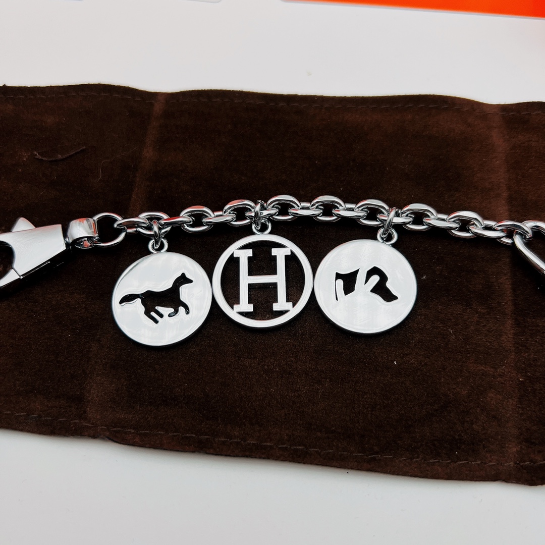 A 121-year-old horse’s bag chain. Rodeo Pegase package. Key button - 图片 8