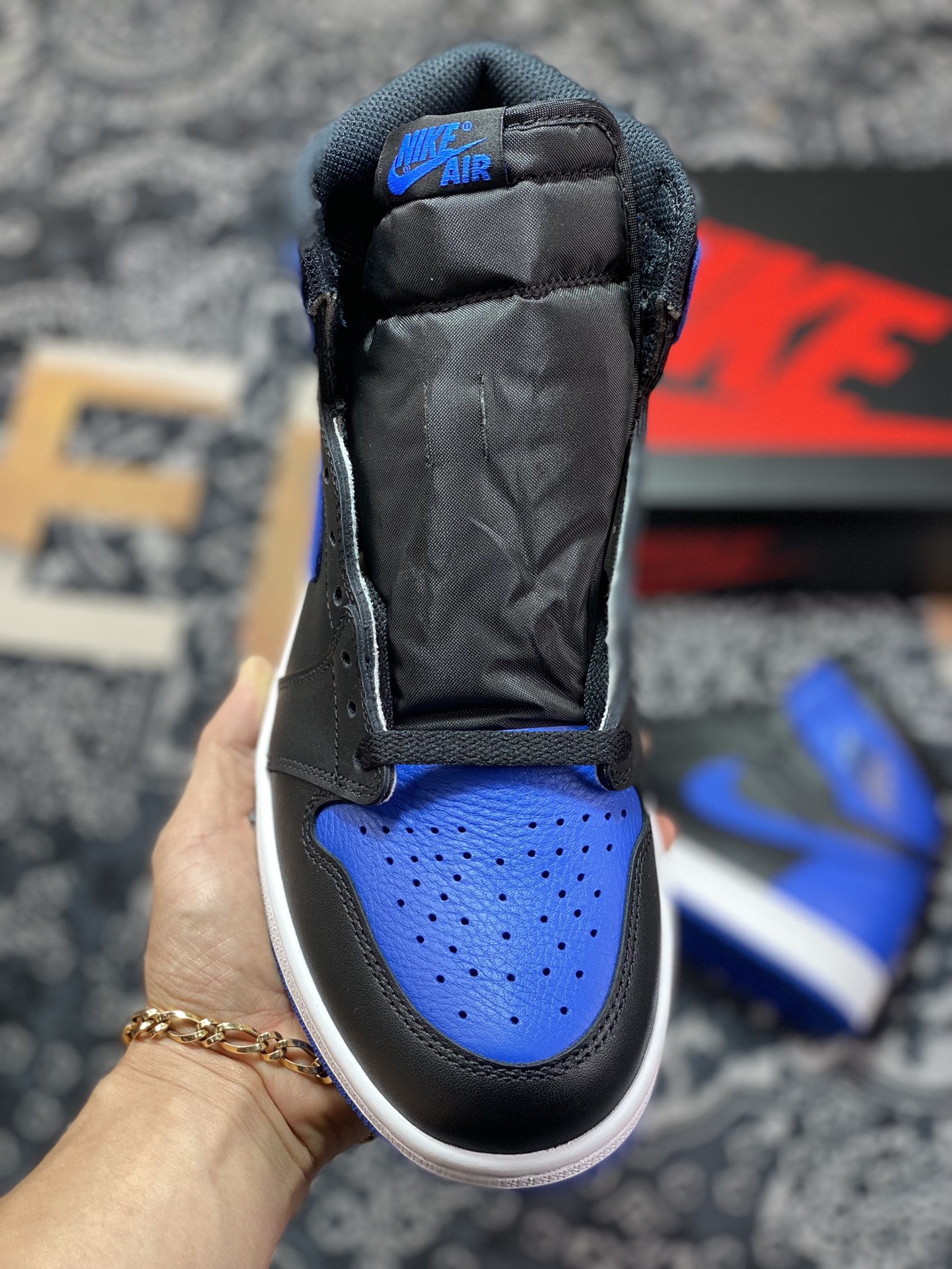 Air Jordan 1 Retro ”Royal” Royal Blue 555088-007-Top High Quatity Cheap Sneakers Fashion Clothing Clothes Bags handbags Shoes of all Brand wholesale With The best Quality And Beautiful Price from China Factory Chinese suppliers wholesaler seller Air Jordan 1 Retro ”Royal” Royal Blue 555088-007