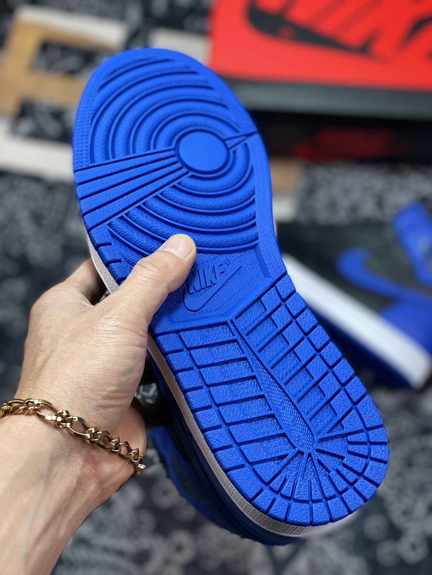 Air Jordan 1 Retro ”Royal” Royal Blue 555088-007-Top High Quatity Cheap Sneakers Fashion Clothing Clothes Bags handbags Shoes of all Brand wholesale With The best Quality And Beautiful Price from China Factory Chinese suppliers wholesaler seller Air Jordan 1 Retro ”Royal” Royal Blue 555088-007