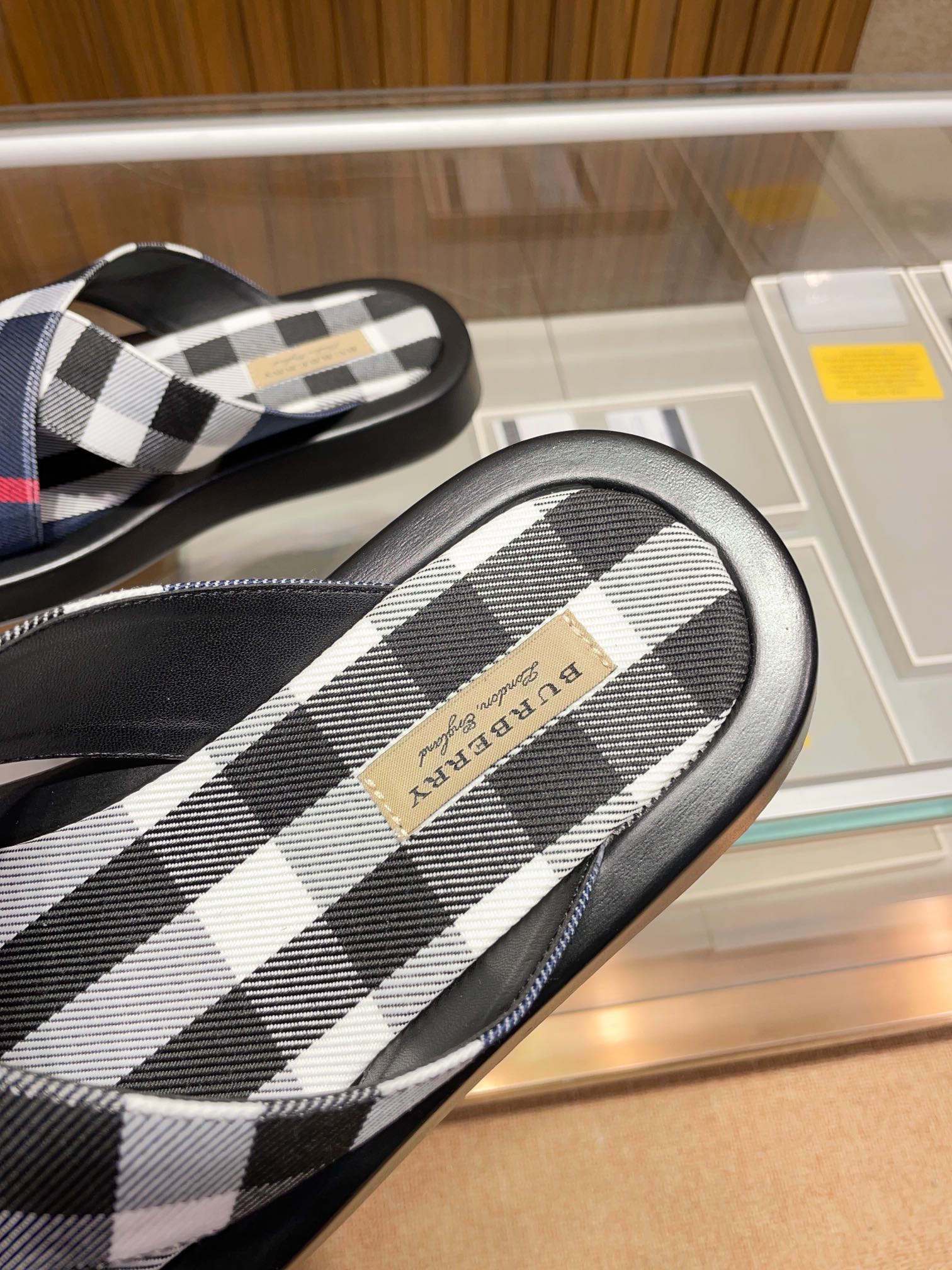 [B familia *] P:.Tamaño: 38 a 45.Burberry zapatillas de los hombres clásicos, boutique de gama alta,