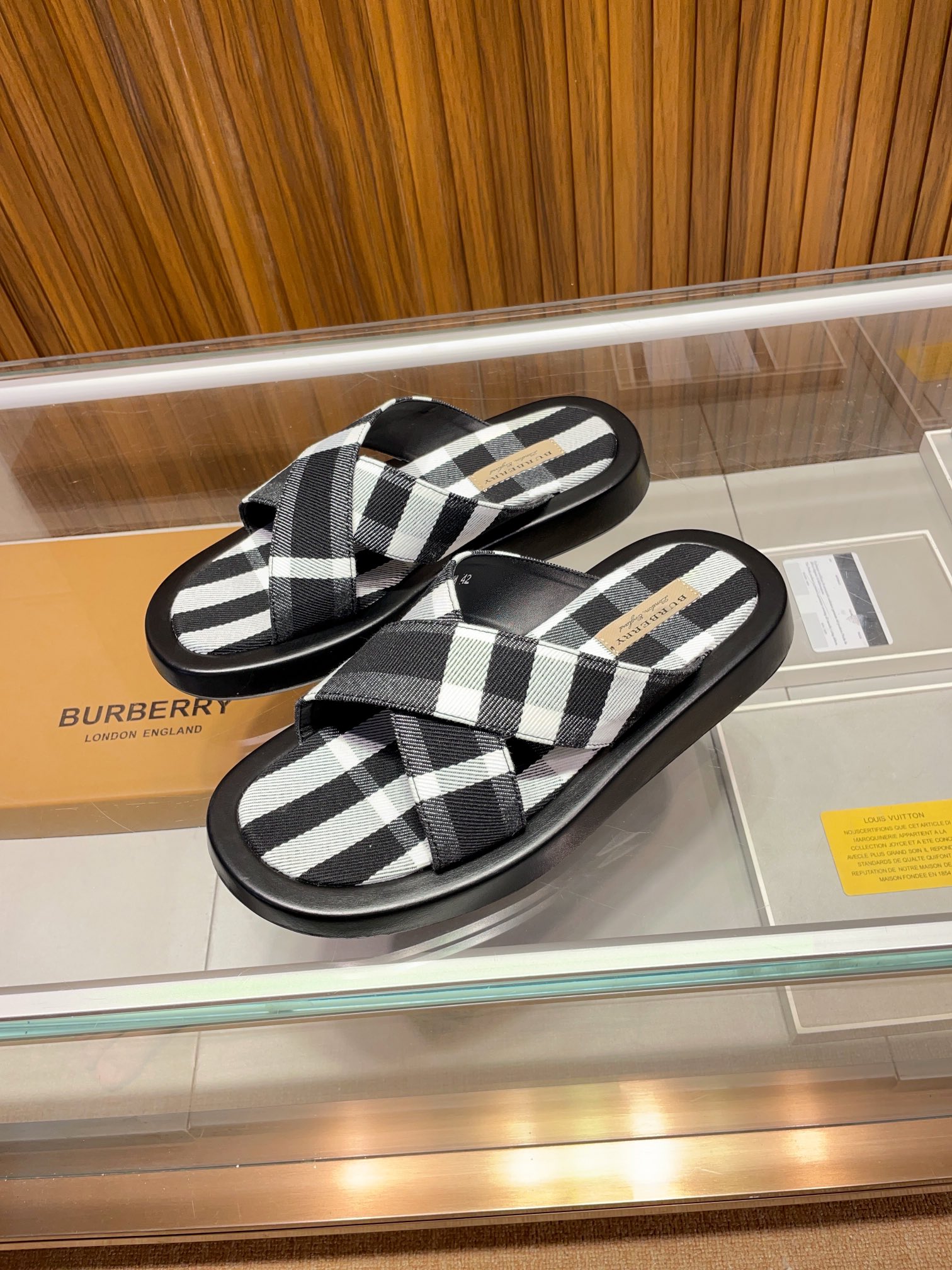 [B familia *] P:.Tamaño: 38 a 45.Burberry zapatillas de los hombres clásicos, boutique de gama alta,