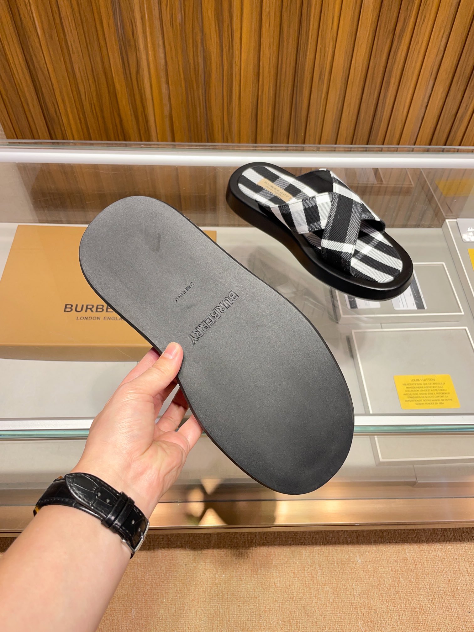 [B familia *] P:.Tamaño: 38 a 45.Burberry zapatillas de los hombres clásicos, boutique de gama alta,