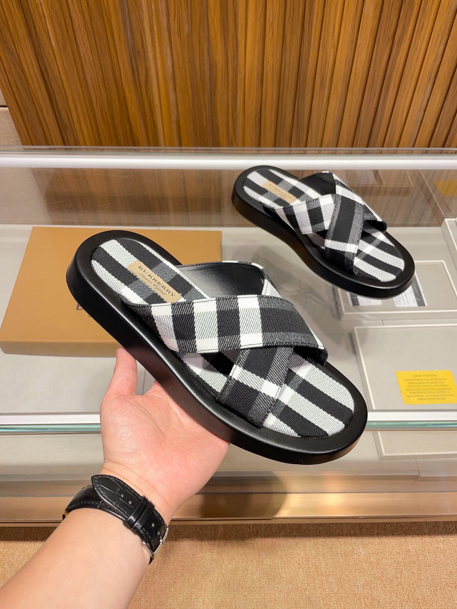 [B familia *] P:.Tamaño: 38 a 45.Burberry zapatillas de los hombres clásicos, boutique de gama alta,