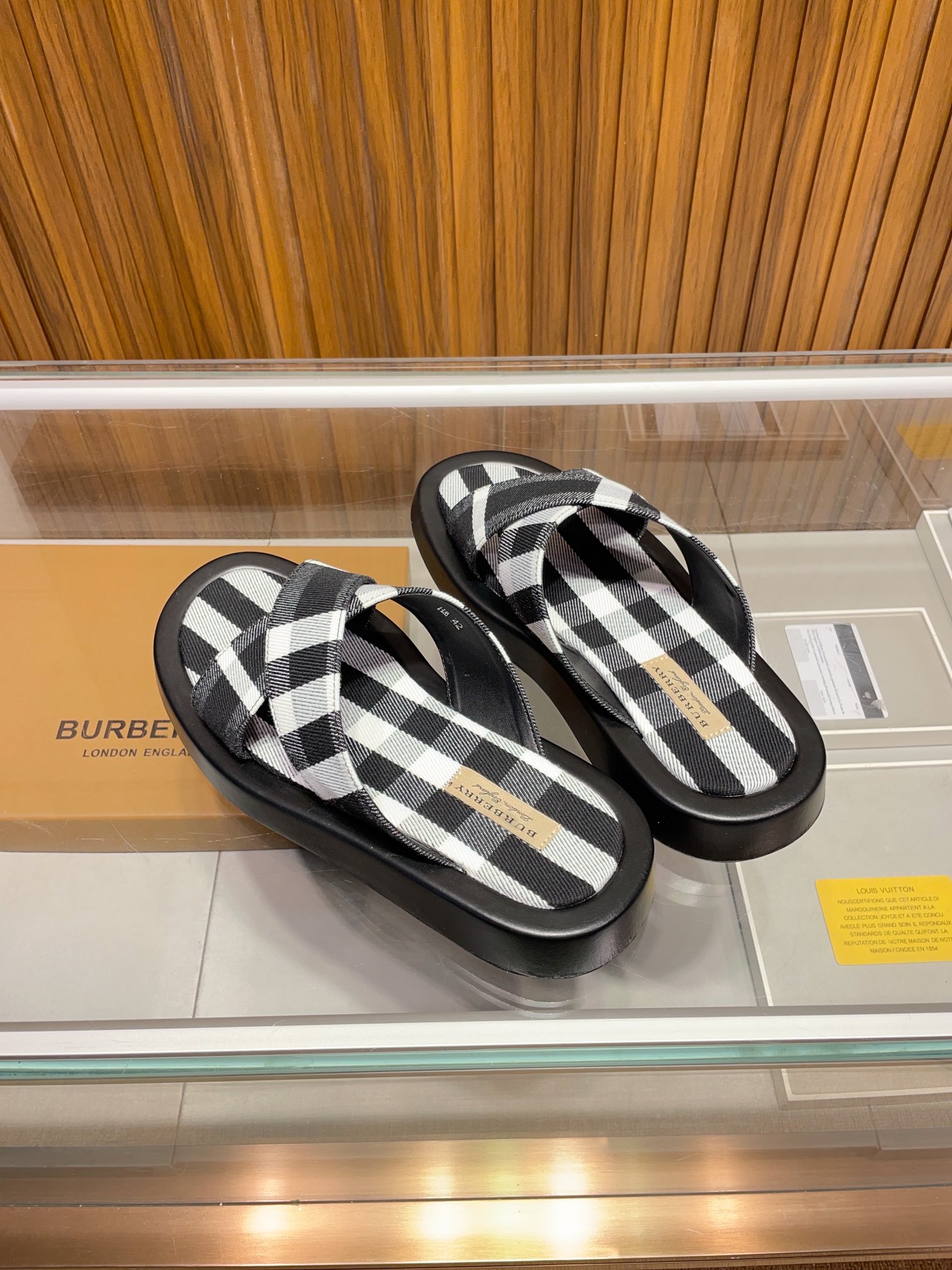 [B familia *] P:.Tamaño: 38 a 45.Burberry zapatillas de los hombres clásicos, boutique de gama alta,
