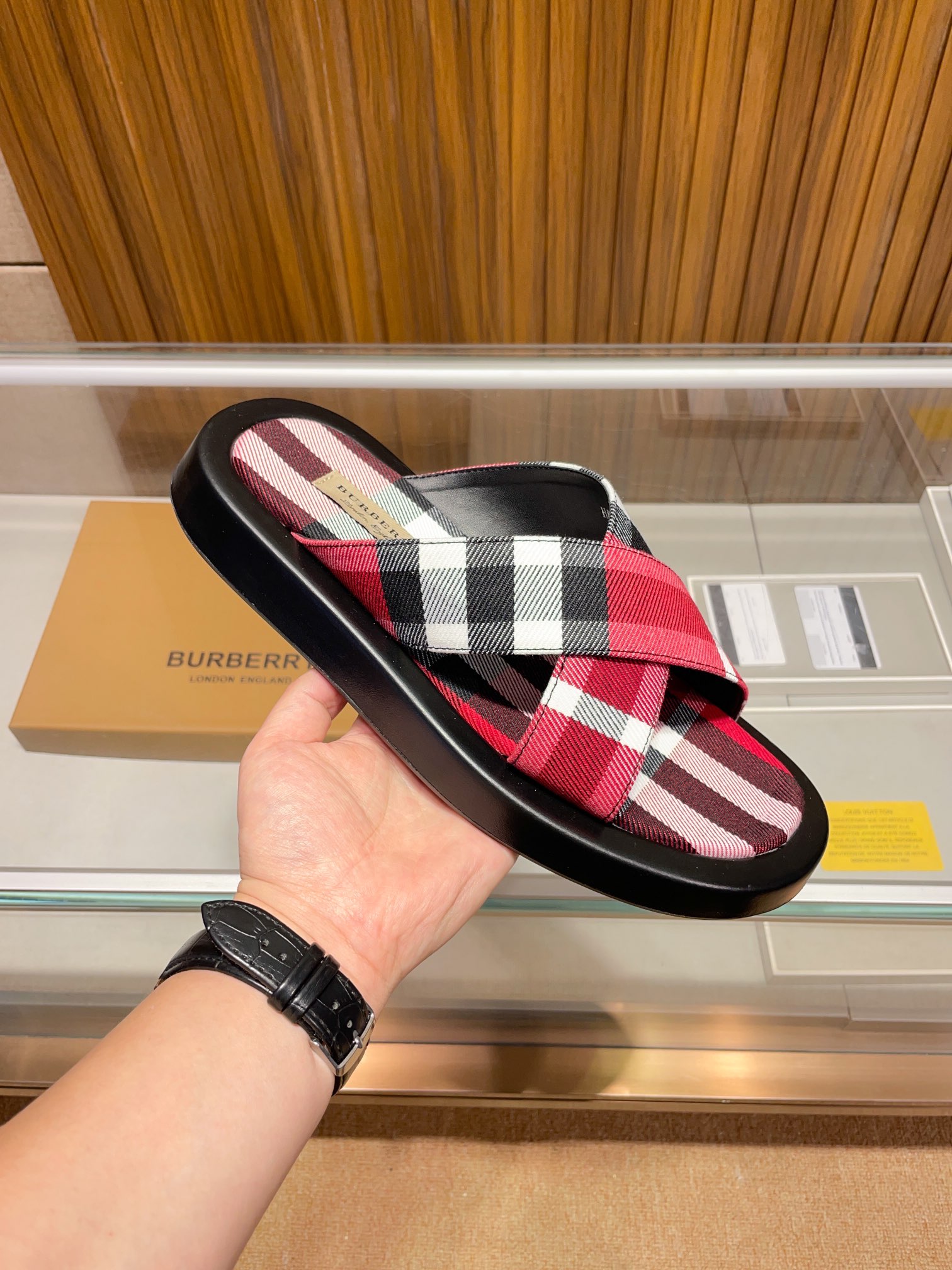 [B familia *] P:.Tamaño: 38 a 45.Burberry zapatillas de los hombres clásicos, boutique de gama alta,