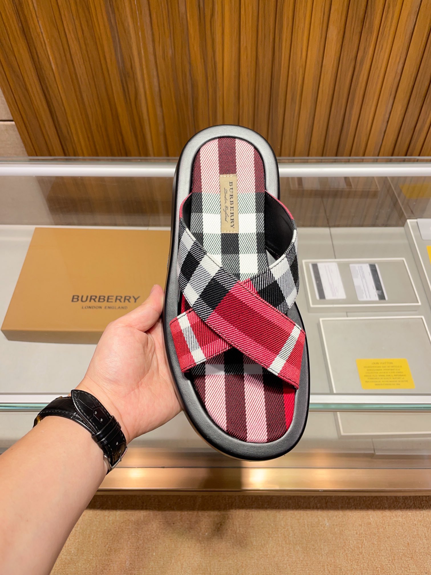 [B familia *] P:.Tamaño: 38 a 45.Burberry zapatillas de los hombres clásicos, boutique de gama alta,