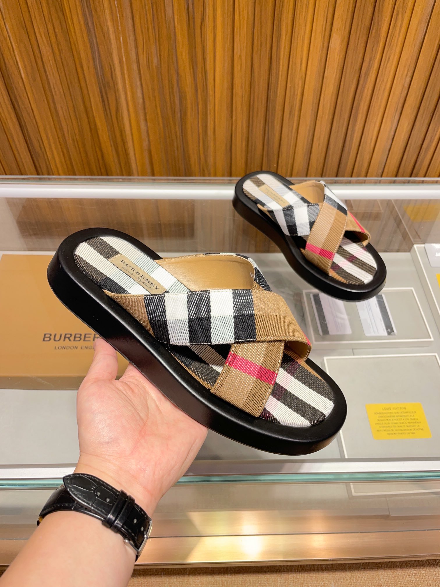 [B familia *] P:.Tamaño: 38 a 45.Burberry zapatillas de los hombres clásicos, boutique de gama alta,