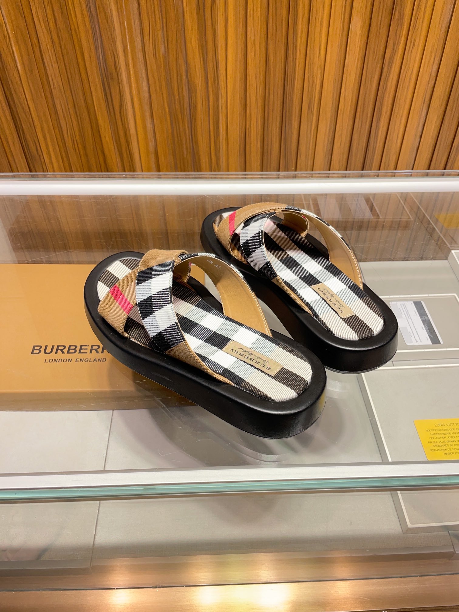 [B familia *] P:.Tamaño: 38 a 45.Burberry zapatillas de los hombres clásicos, boutique de gama alta,