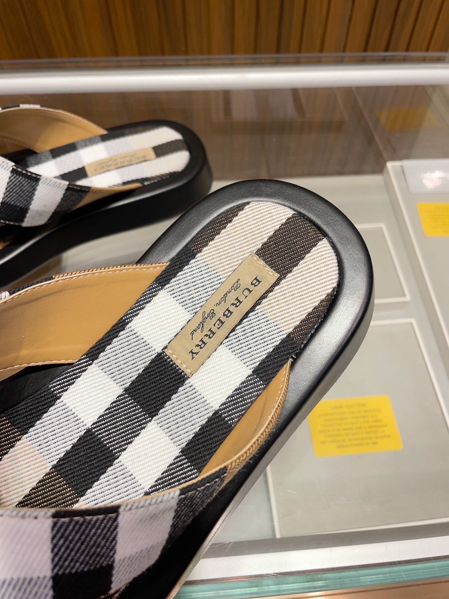 [B familia *] P:.Tamaño: 38 a 45.Burberry zapatillas de los hombres clásicos, boutique de gama alta,