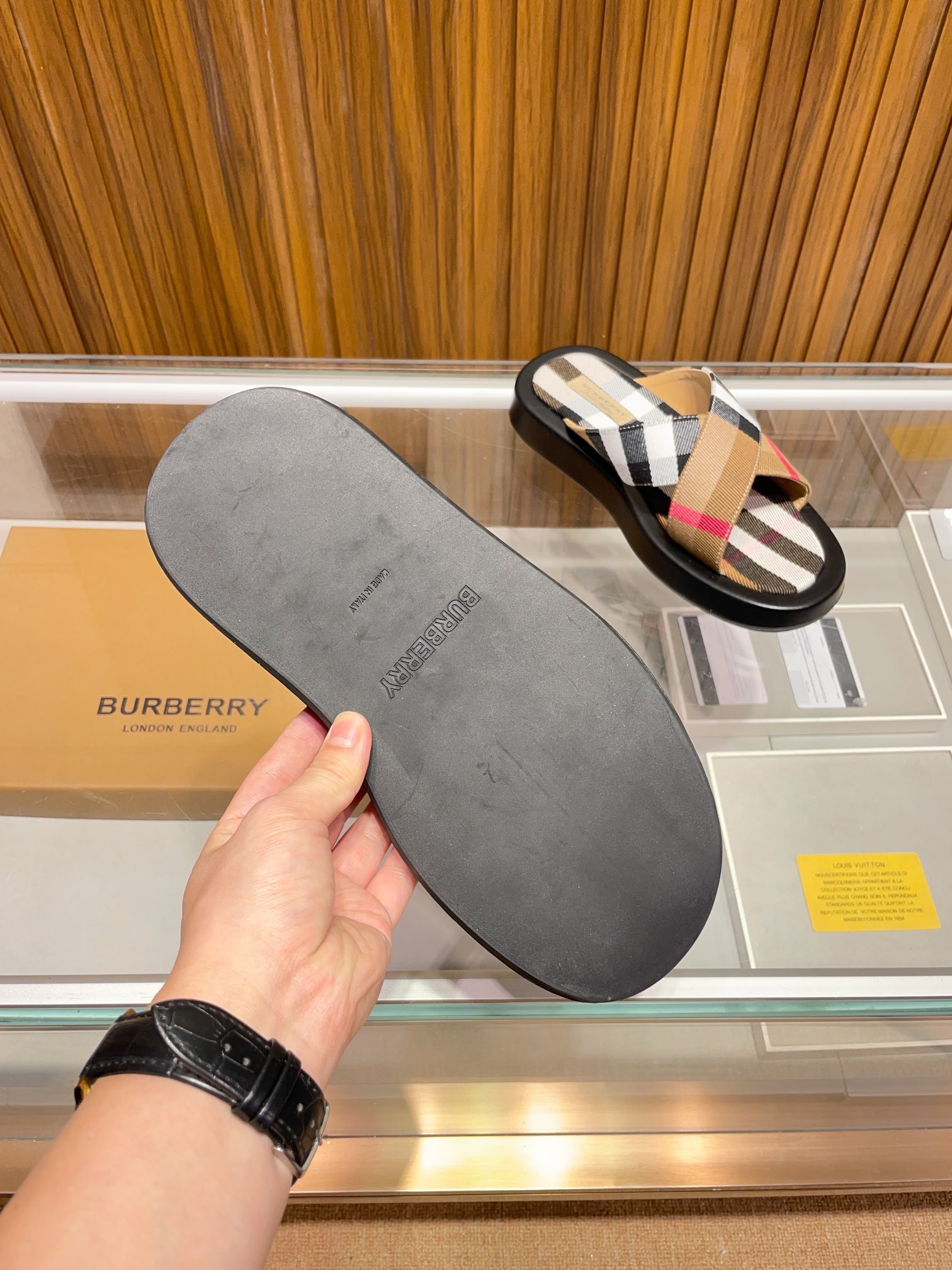 [B familia *] P:.Tamaño: 38 a 45.Burberry zapatillas de los hombres clásicos, boutique de gama alta,