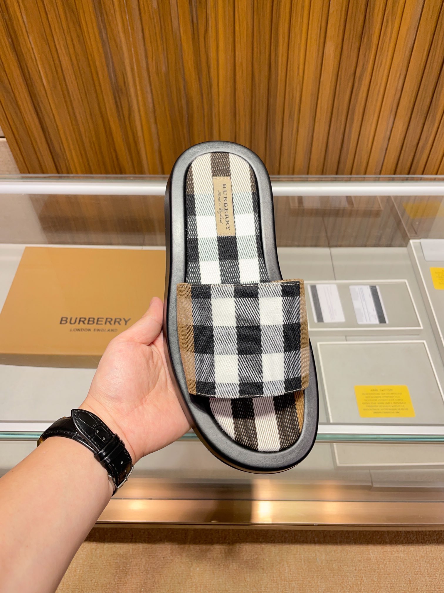[B familia *] P:.Tamaño: 38 a 45.Burberry zapatillas de los hombres clásicos, boutique de gama alta,