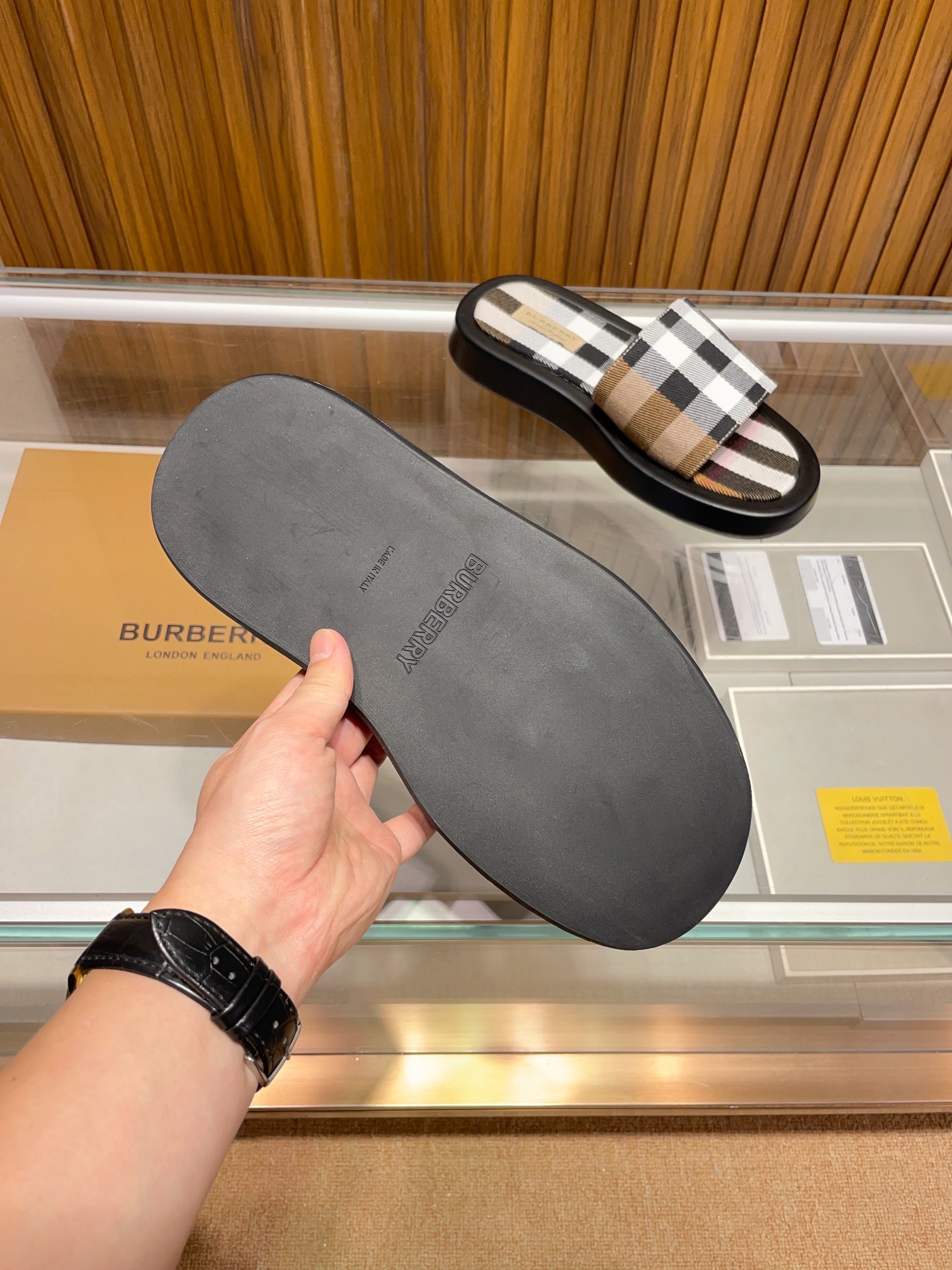 [B familia *] P:.Tamaño: 38 a 45.Burberry zapatillas de los hombres clásicos, boutique de gama alta,