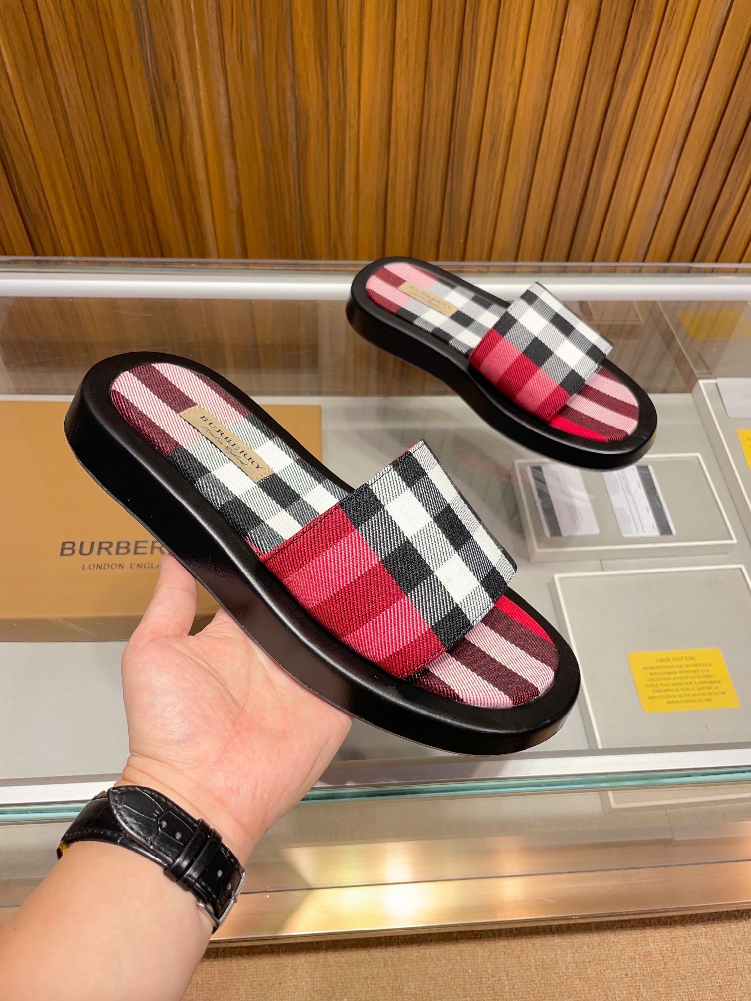 [B familia *] P:.Tamaño: 38 a 45.Burberry zapatillas de los hombres clásicos, boutique de gama alta,