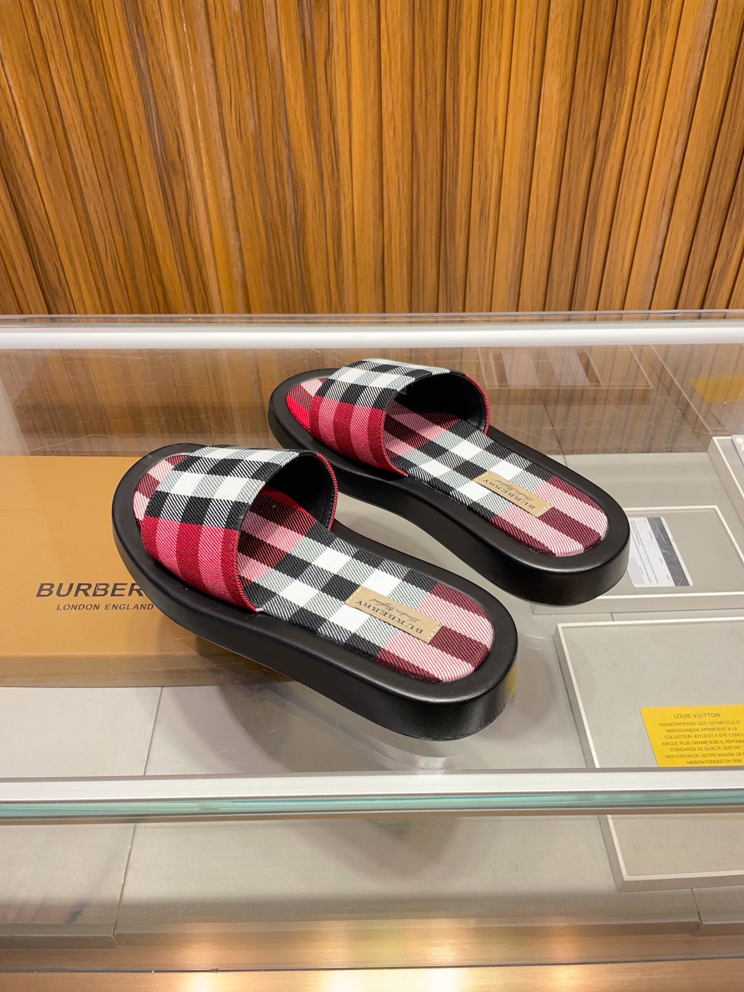 [B familia *] P:.Tamaño: 38 a 45.Burberry zapatillas de los hombres clásicos, boutique de gama alta,