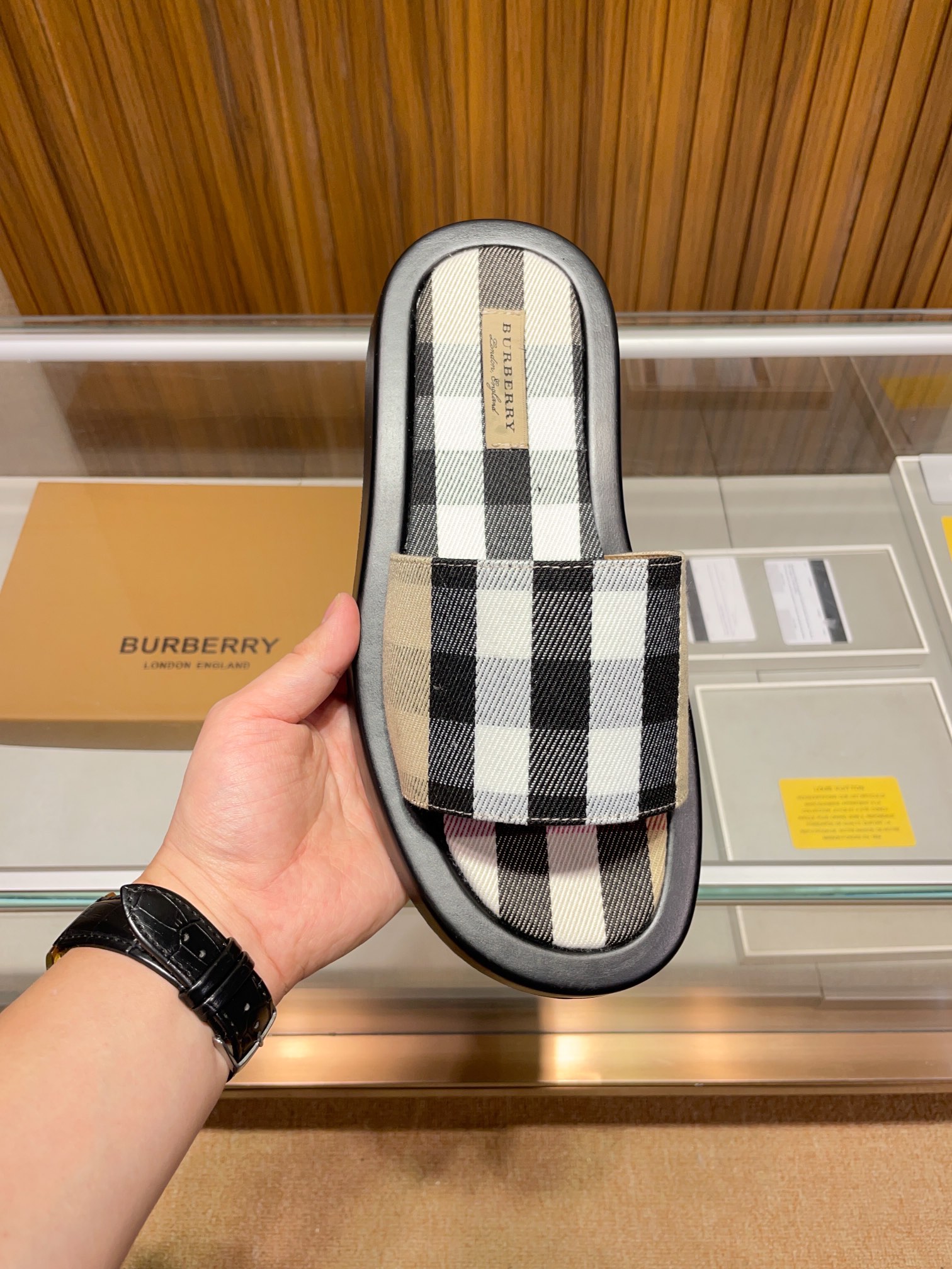 [B familia *] P:.Tamaño: 38 a 45.Burberry zapatillas de los hombres clásicos, boutique de gama alta,