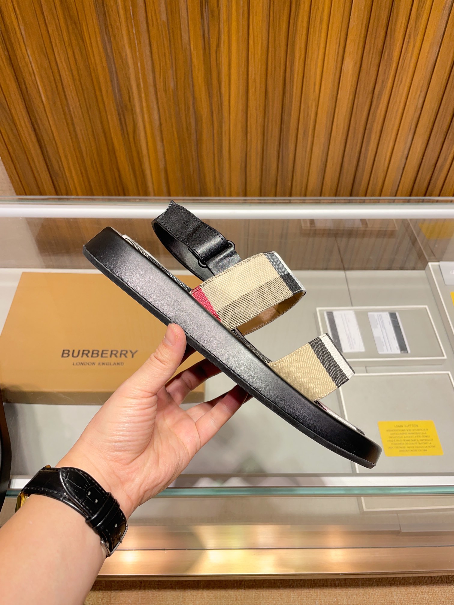 [B familia *] P:.Tamaño: 38 a 45.Burberry zapatillas de los hombres clásicos, boutique de gama alta,