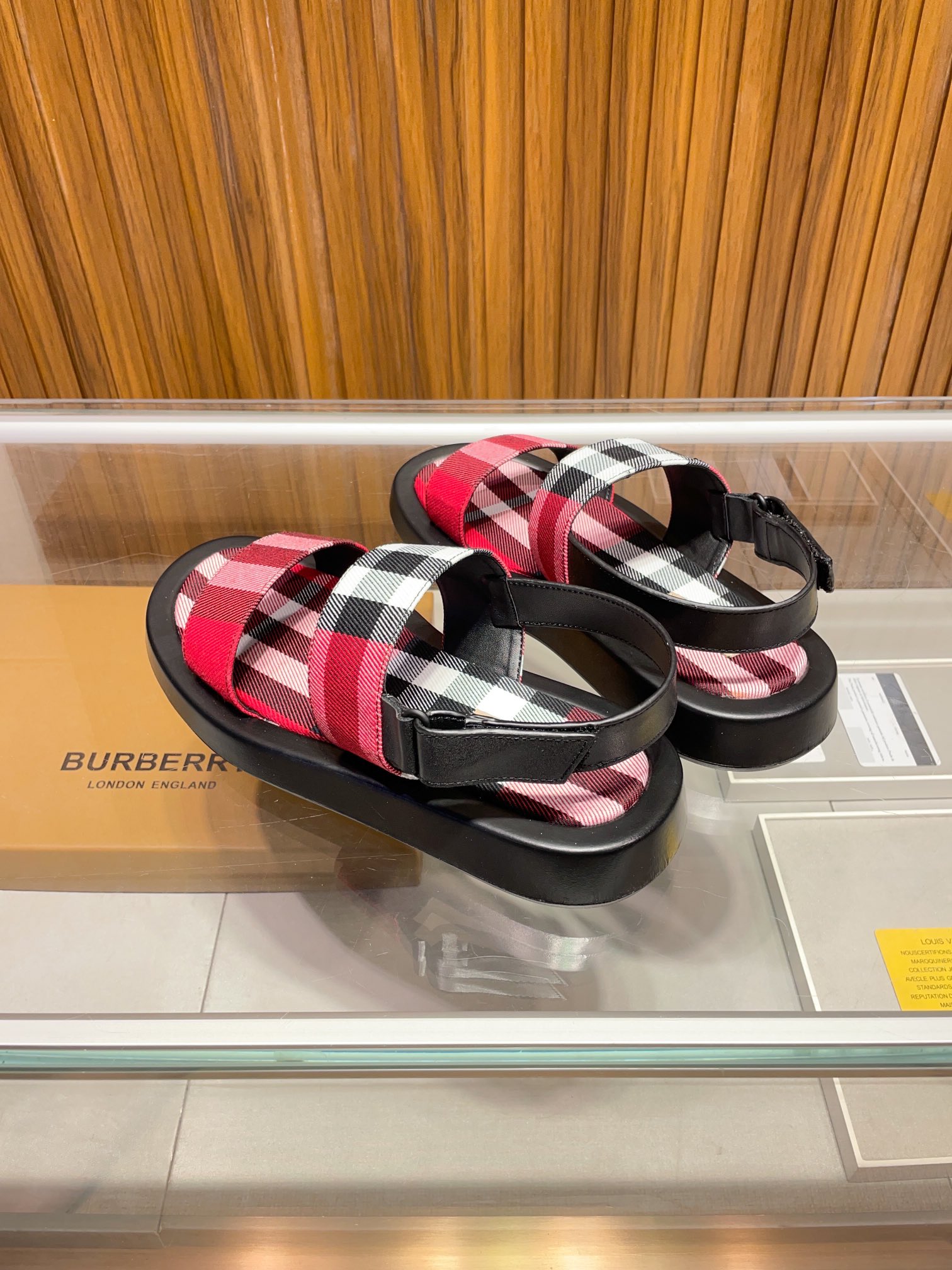 [B familia *] P:.Tamaño: 38 a 45.Burberry zapatillas de los hombres clásicos, boutique de gama alta,
