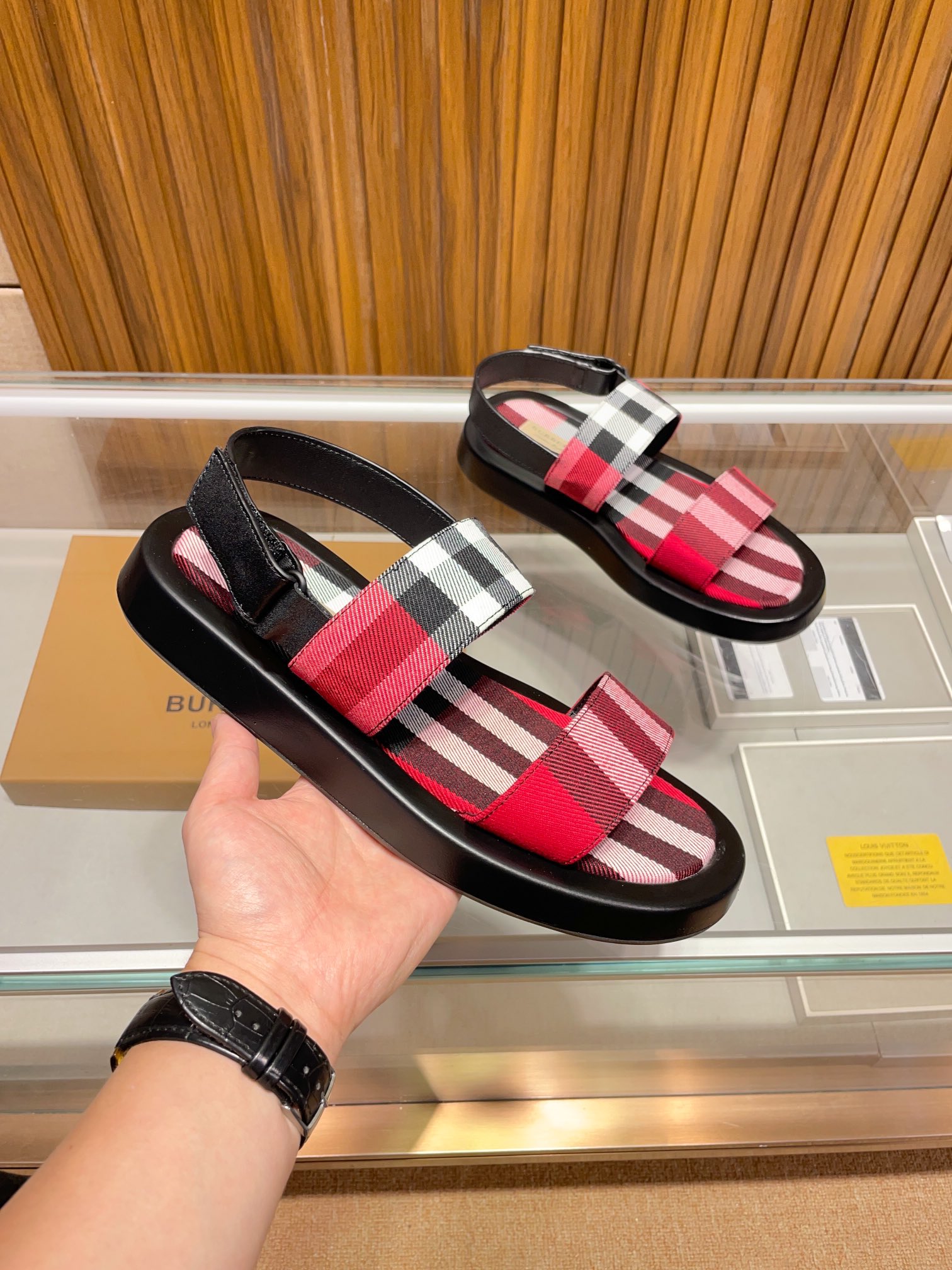 [B familia *] P:.Tamaño: 38 a 45.Burberry zapatillas de los hombres clásicos, boutique de gama alta,