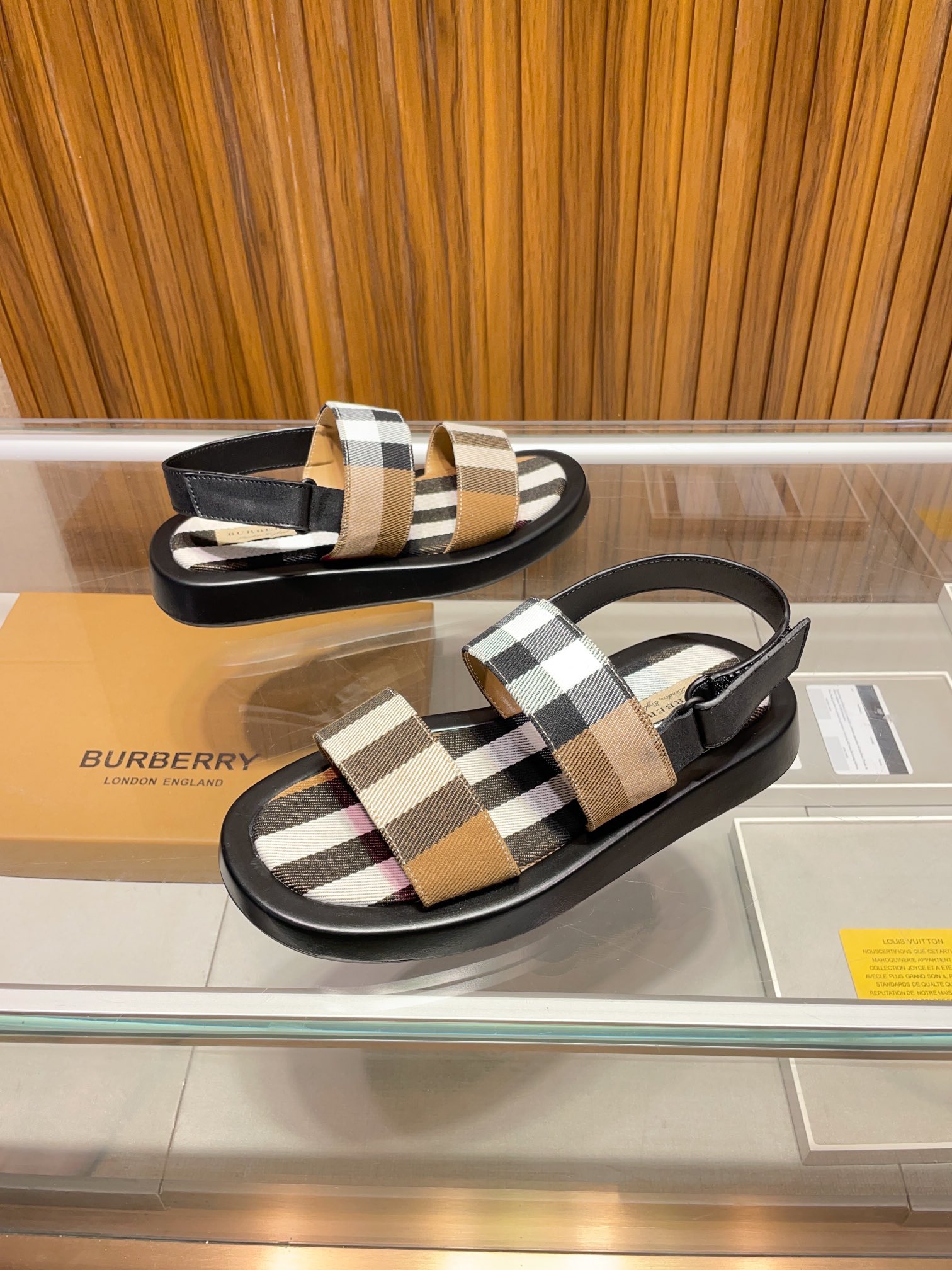 [B familia *] P:.Tamaño: 38 a 45.Burberry zapatillas de los hombres clásicos, boutique de gama alta,