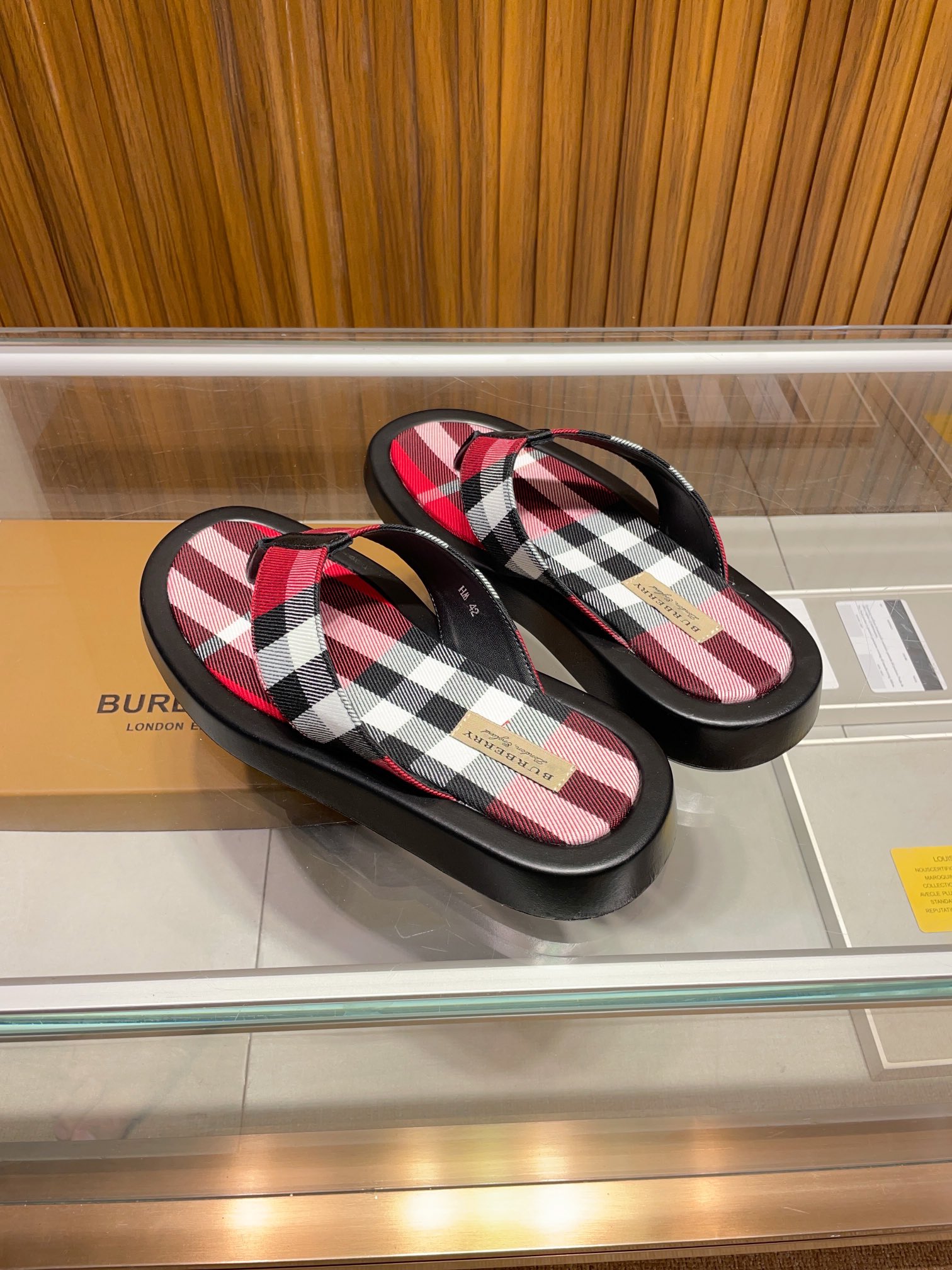 [B familia *] P:.Tamaño: 38 a 45.Burberry zapatillas de los hombres clásicos, boutique de gama alta,
