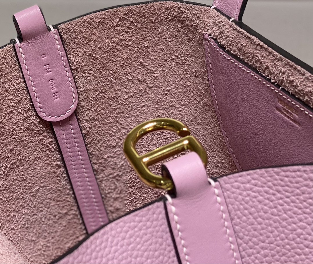 Hermès Luxury Handbag Collection 5