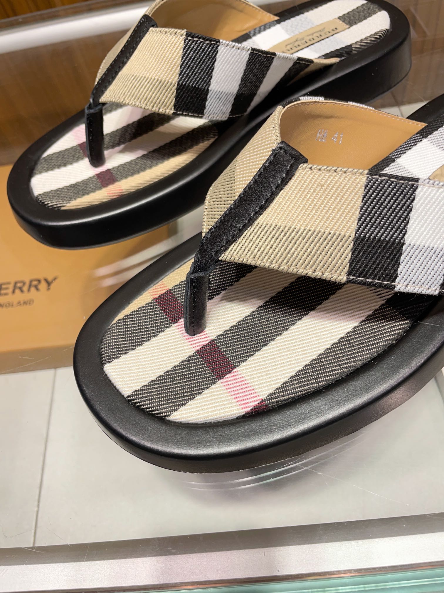 [B familia *] P:.Tamaño: 38 a 45.Burberry zapatillas de los hombres clásicos, boutique de gama alta,