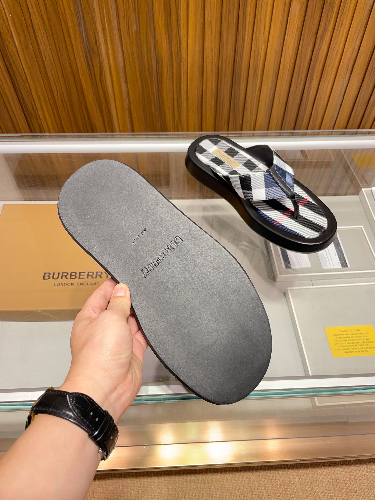 [B familia *] P:.Tamaño: 38 a 45.Burberry zapatillas de los hombres clásicos, boutique de gama alta,