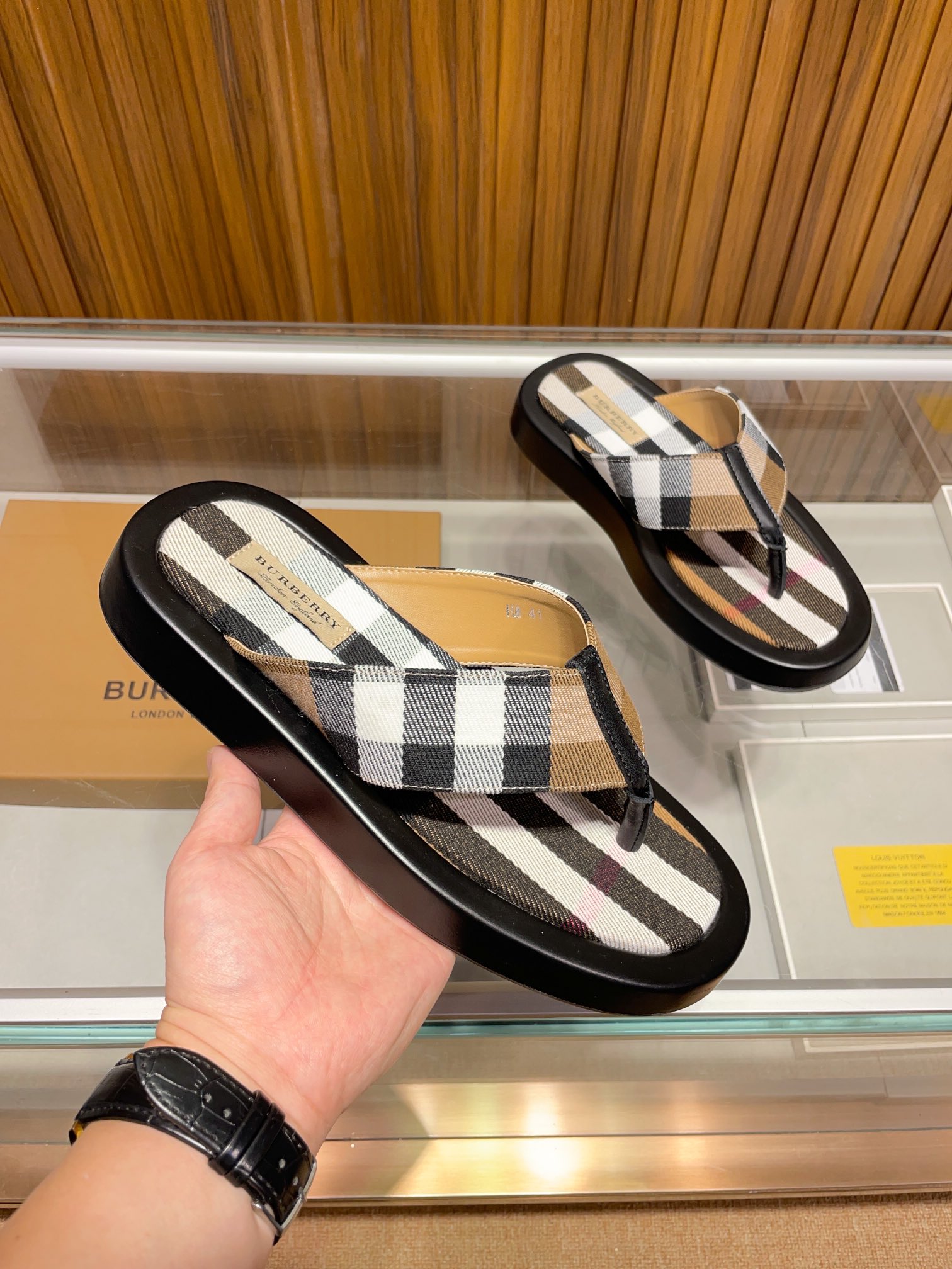[B familia *] P:.Tamaño: 38 a 45.Burberry zapatillas de los hombres clásicos, boutique de gama alta,