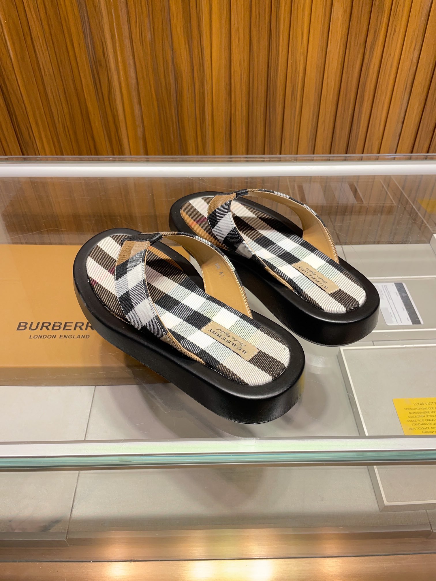 [B familia *] P:.Tamaño: 38 a 45.Burberry zapatillas de los hombres clásicos, boutique de gama alta,