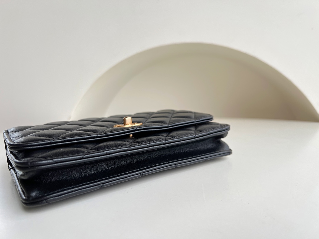 CHANEL 23s camellia adjustable buckle woc, matte sheepskin texture, invincible, a bag that can be gentle or cool, the king of beauty, practical a