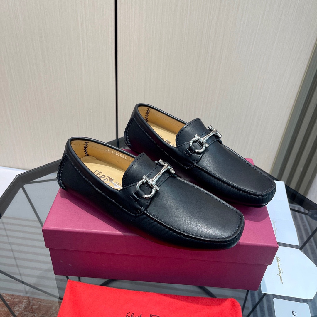 NO:593341,Ferragamo high-end quality first-layer cowhide grained cowhide lining size 38-45, loafers, ferragamo, loafers, cowhide19860909Ferragamo 高端品质 头层牛皮粒纹牛皮内里 尺码38-45,乐福鞋皮鞋,ferragamo,loafers,cowhide,Women's Shoes