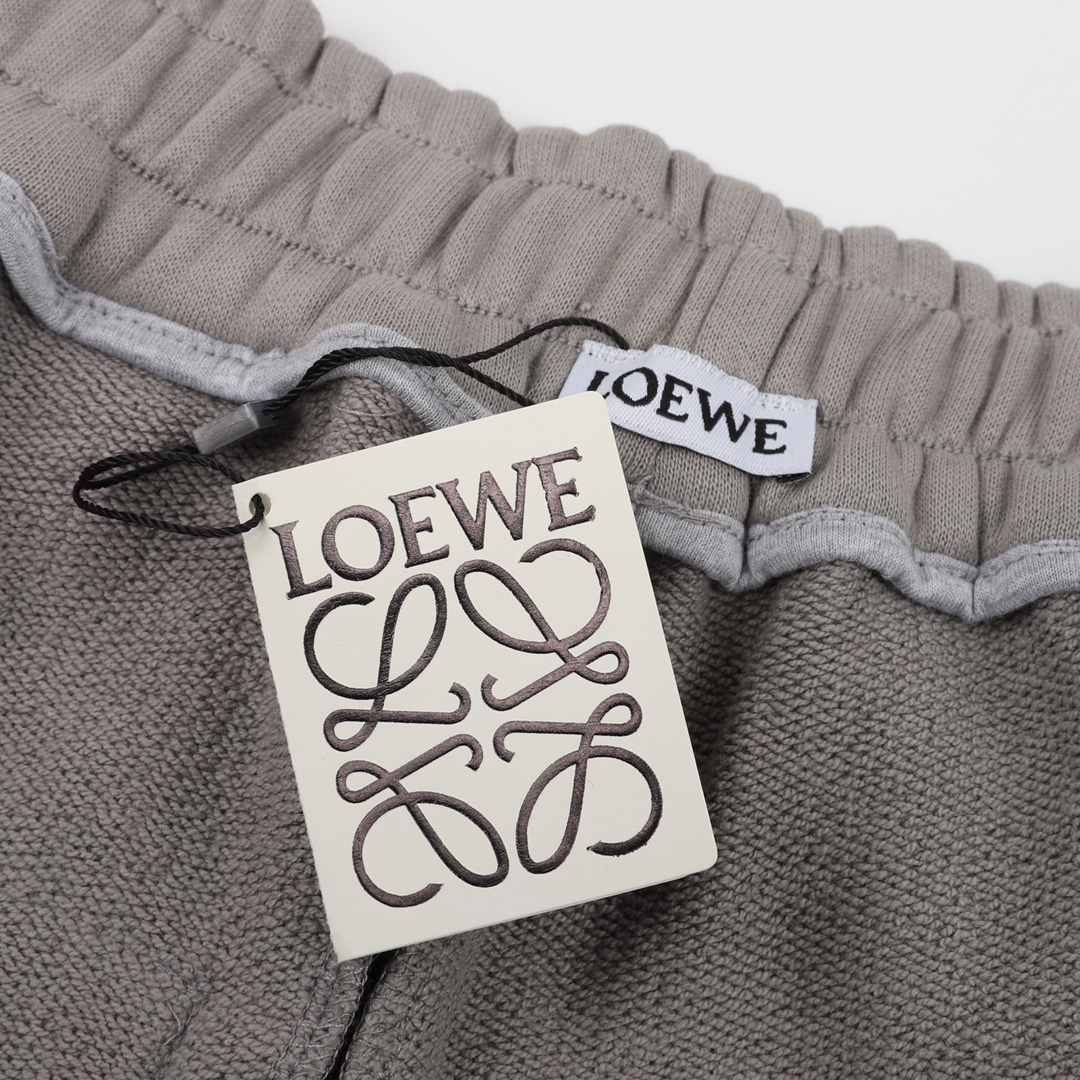 180 Loewe/罗意威 拼色编花织带刺绣短裤 面料采用360克刷毛面料