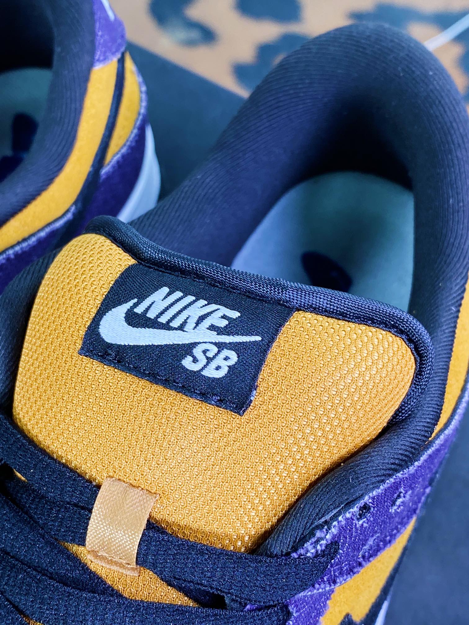 280 Nike SB Dunk Low Pro”Goofy Boy”扣篮板鞋“麦黄黑紫牛仔”304292-751