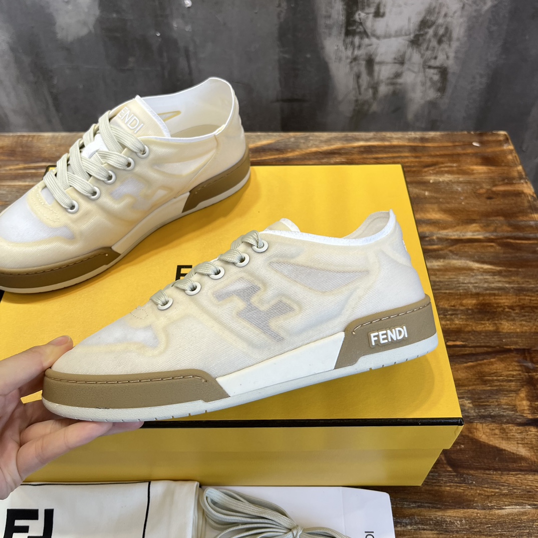 Fendi 网面休闲系列…