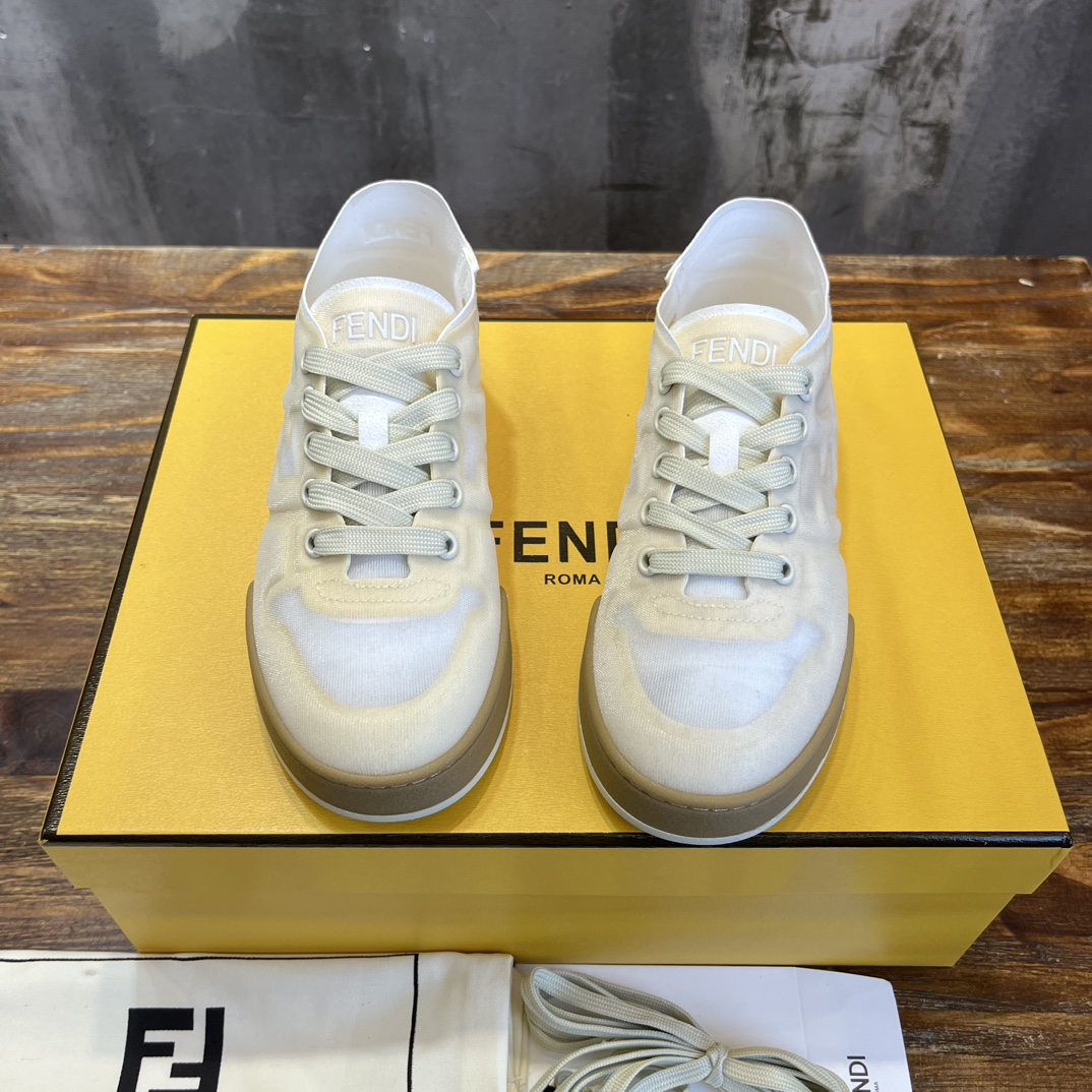 Fendi 网面休闲系列…