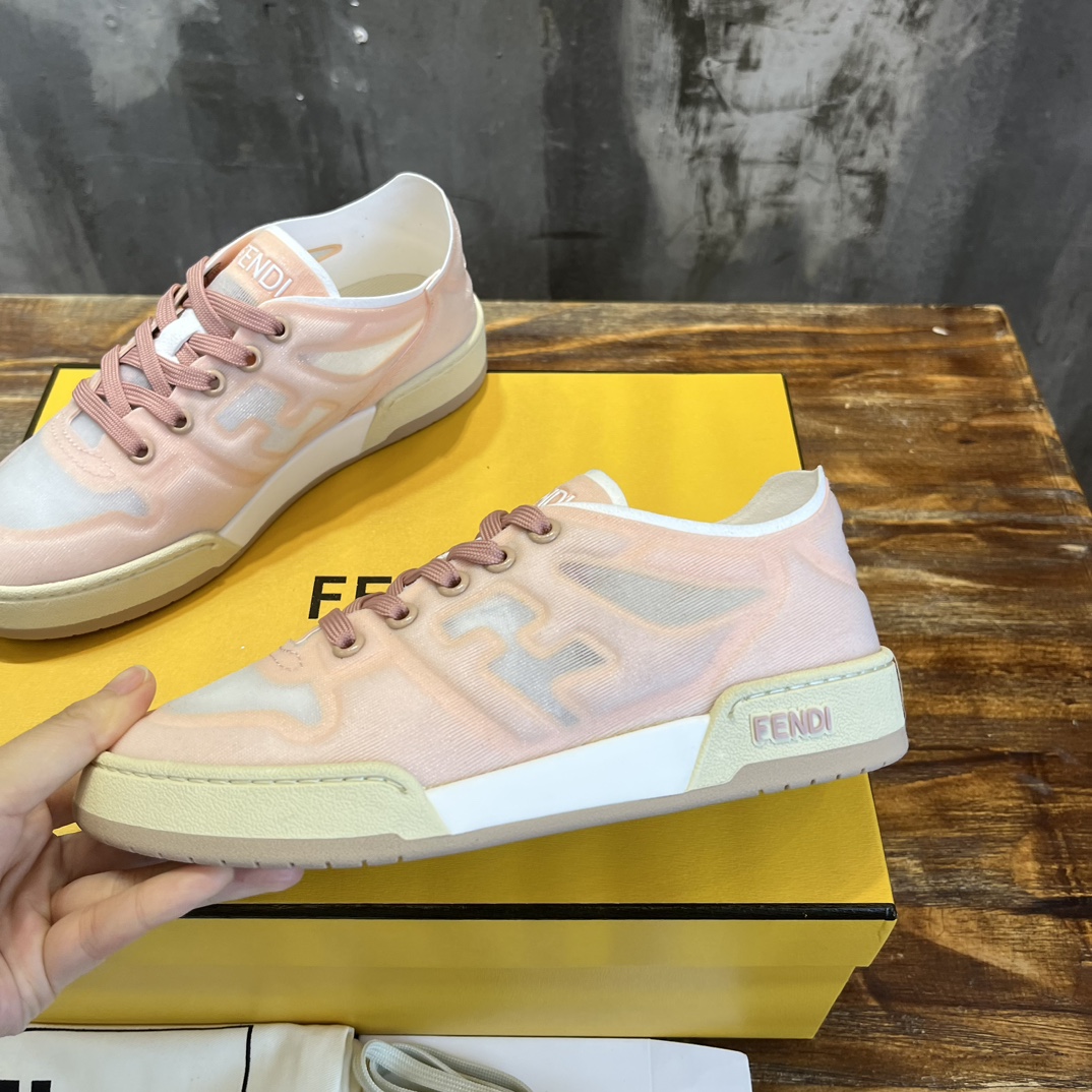 Fendi 网面休闲系列…