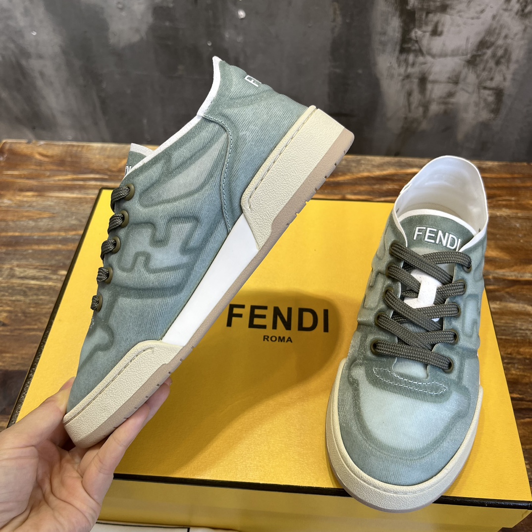 Fendi 网面休闲系列…