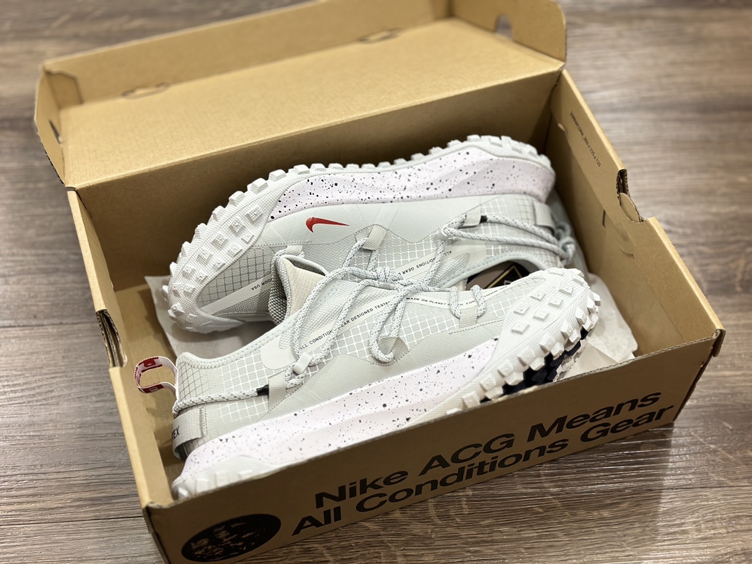 220 Nike ACG Mountain Fly Low GTX SE 户外登山运动鞋DX6675-001