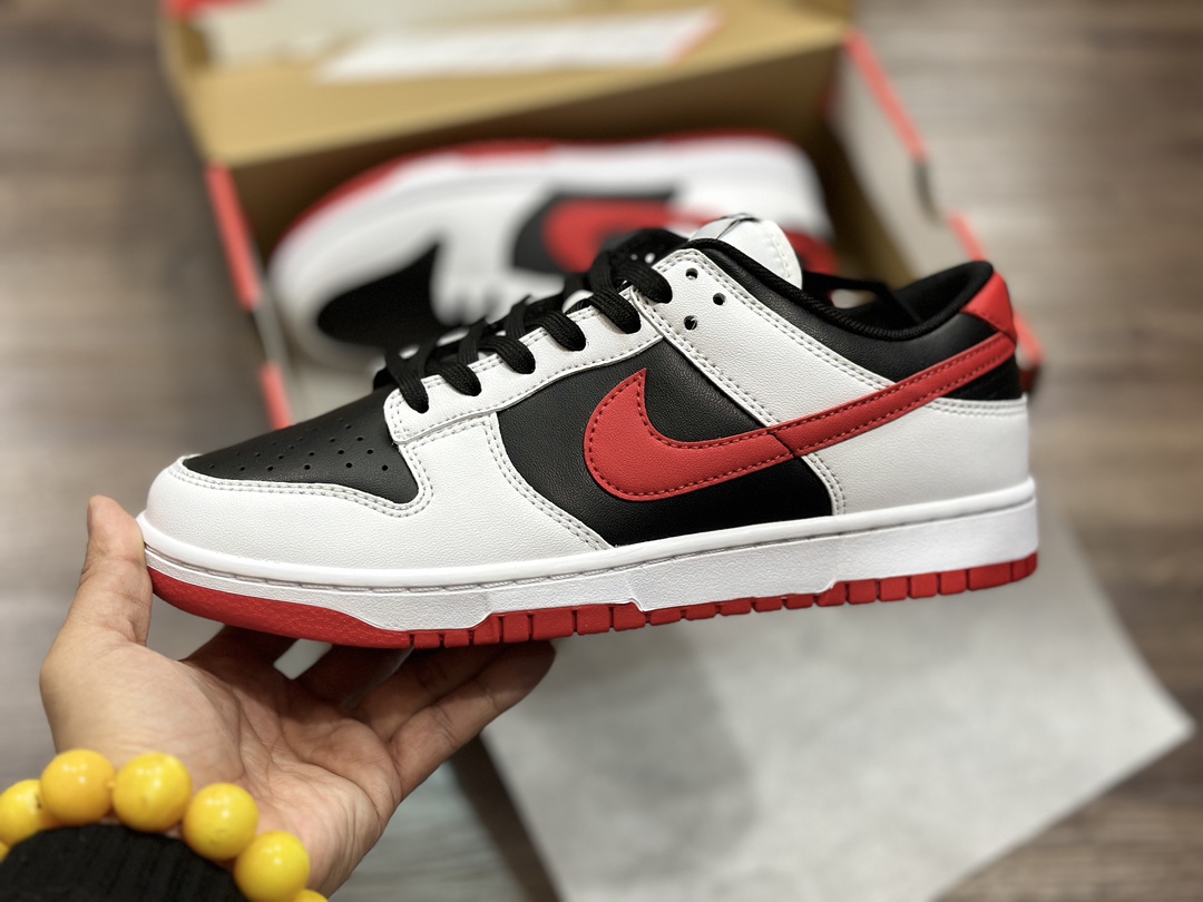 300 NIKE SB Dunk Low 低帮 休闲运动鞋  FD9762-061