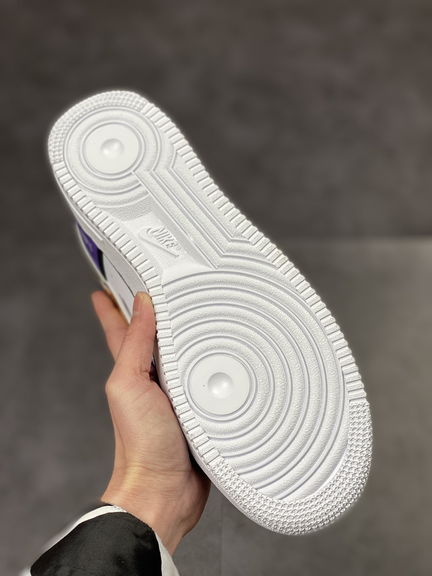 250 Nike Air Force 1 Low 07 二次元涂鸦白紫 CW2288-216