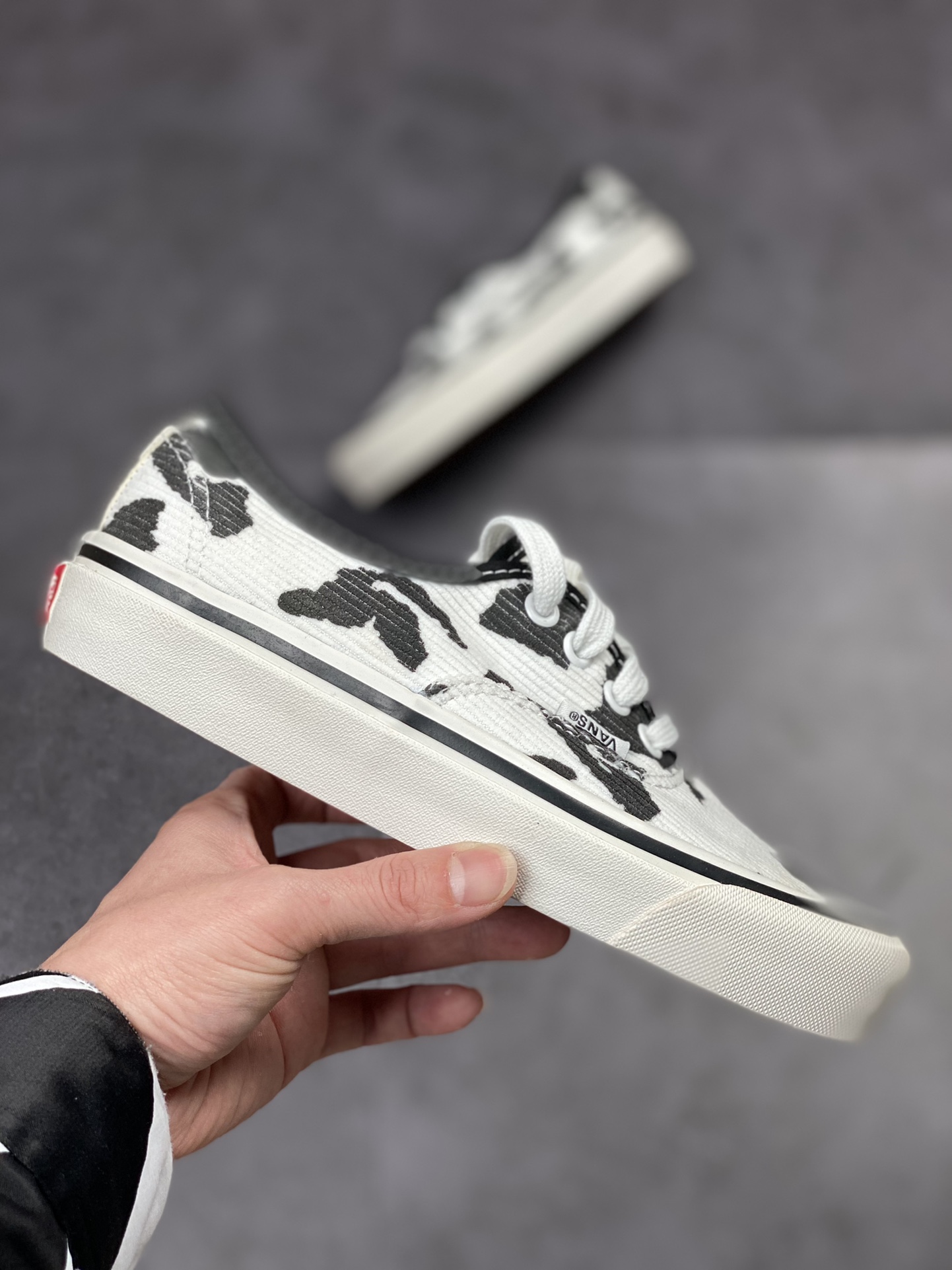 Vans Authentic 44 Dx Anaheim Cow Print Corduroy Black & White Cow