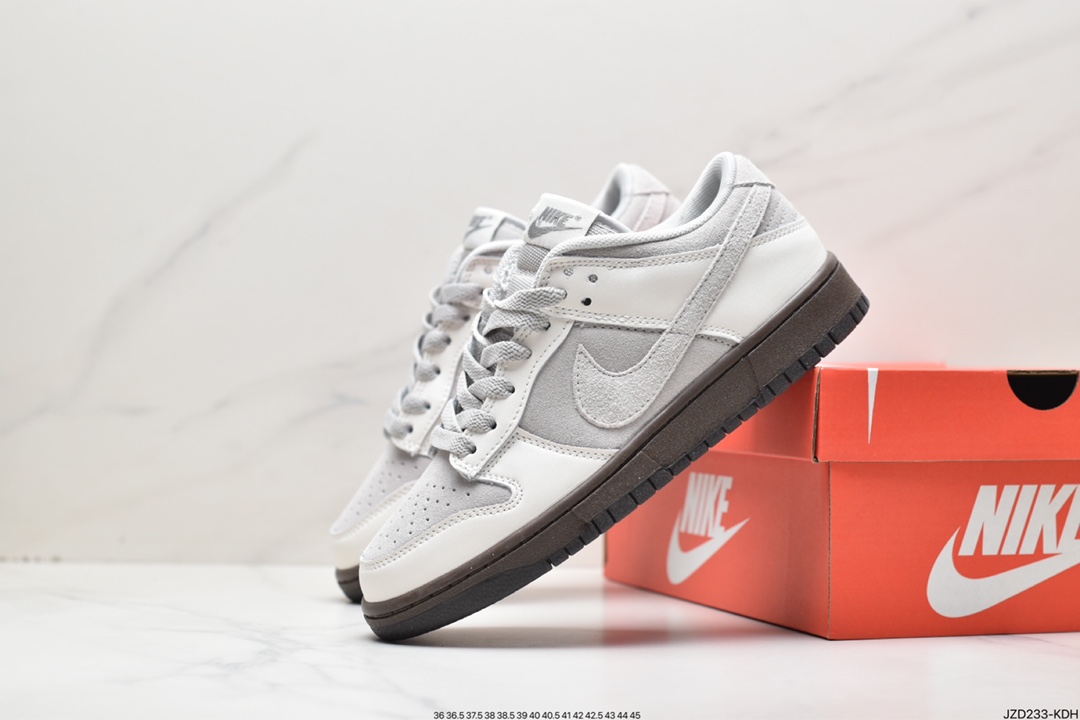140 耐克Nike SB Zoom Dunk Low 板鞋 FD9746-001