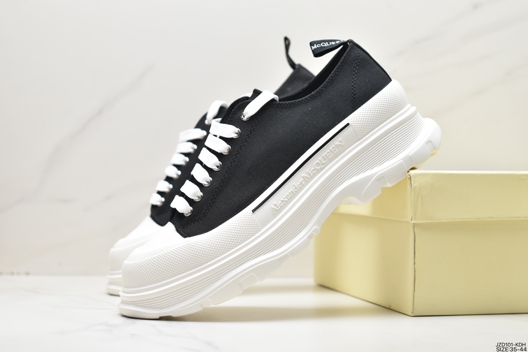 Italian luxury brand-Alexander McQueen sole sneakers low top